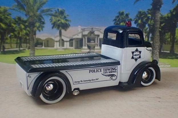 Police 1947 Ford COE Flathead V8 Flatbed Car Hauler 1/64 Scale Limited Edition N