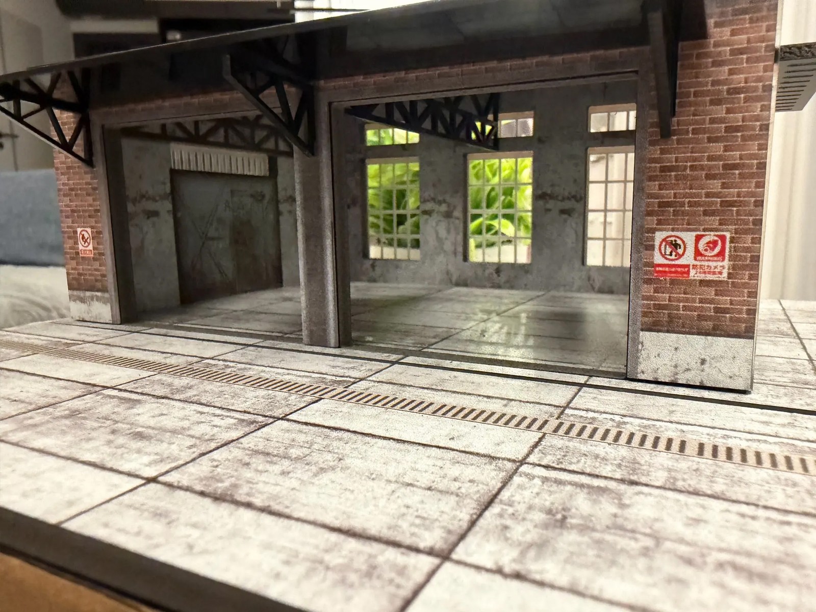 Diorama 1/64 Car Garage Model LED Lights Parking Lots Buildings Scene Case Gifts