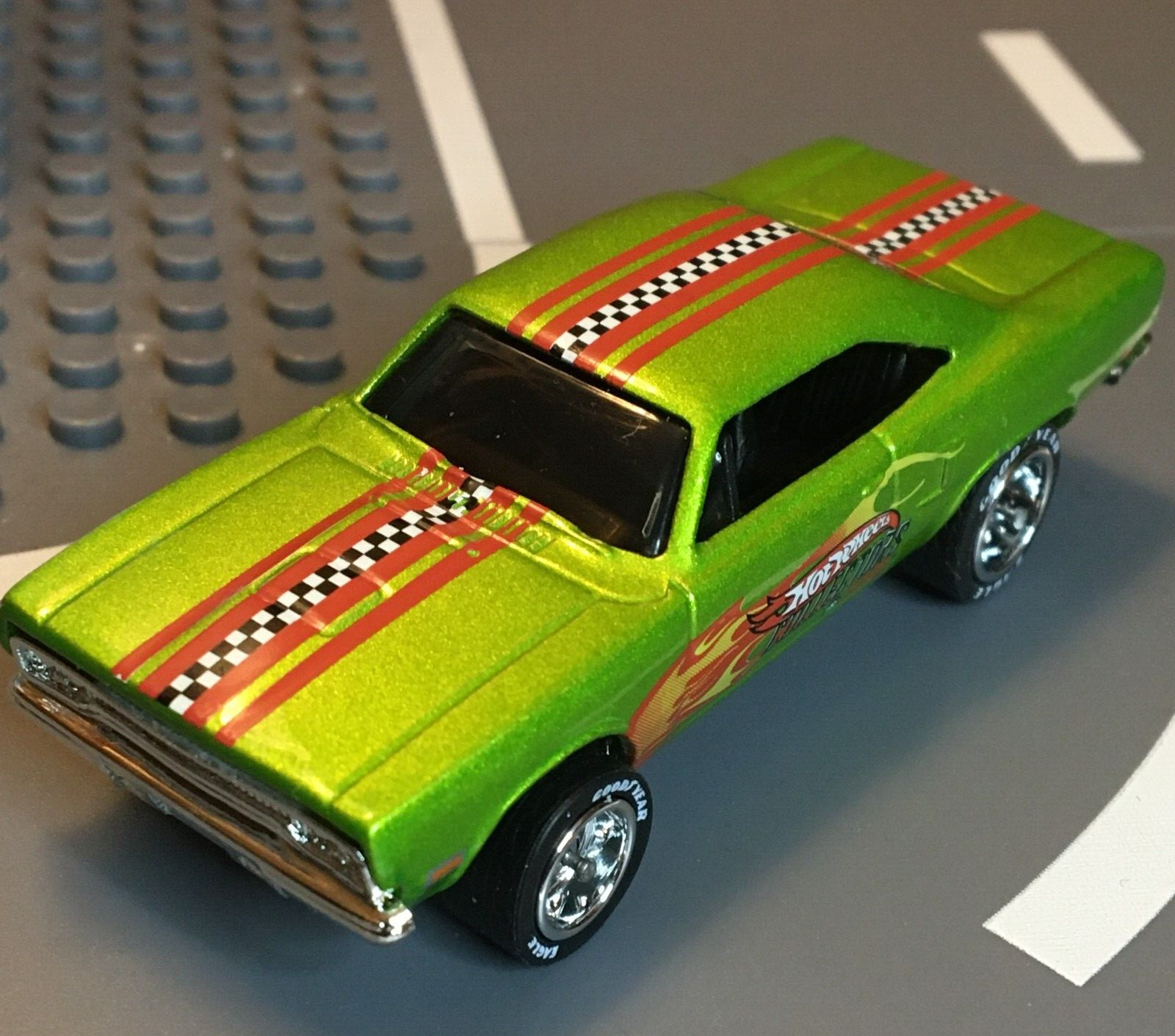 Hot Wheels Wastelanders ’70 Plymouth Road Runner CUSTOM Real Riders Wheel Swap