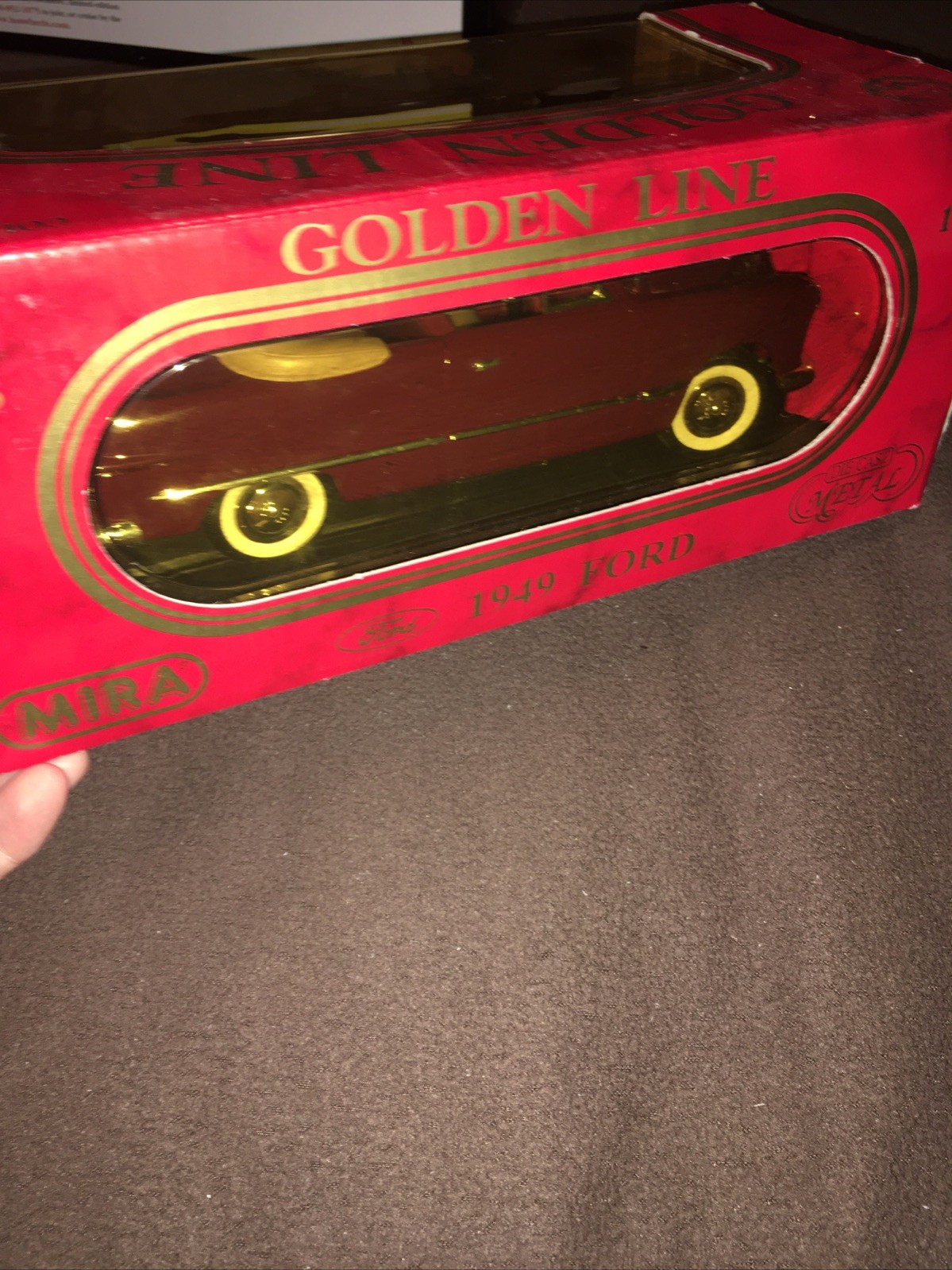 1:18 MIRA GOLDEN LINE 1949 Ford Convertible Diecast Burgundy
