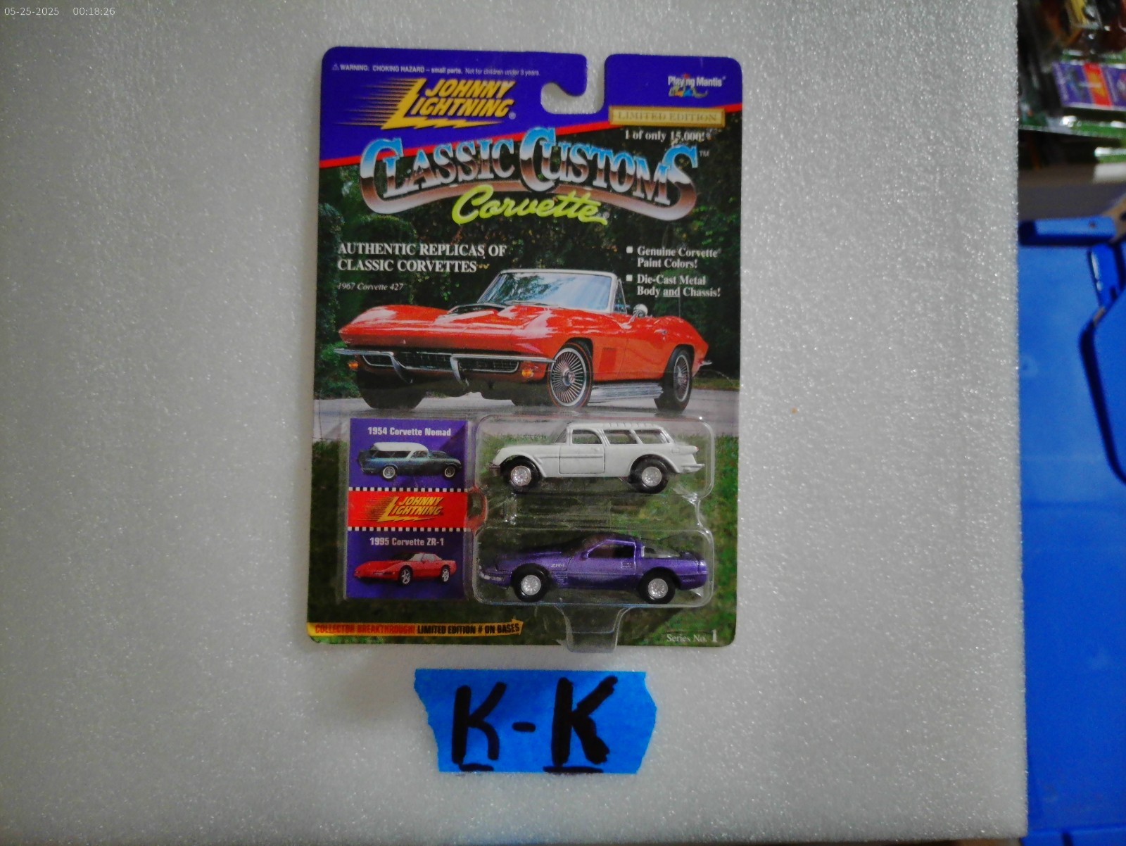 JOHNNY LIGHTNING CLASSIC CUSTOMS CHEVY CORVETTE 1954 NOMAD 1995 ZR-1 PURPLE 1:64