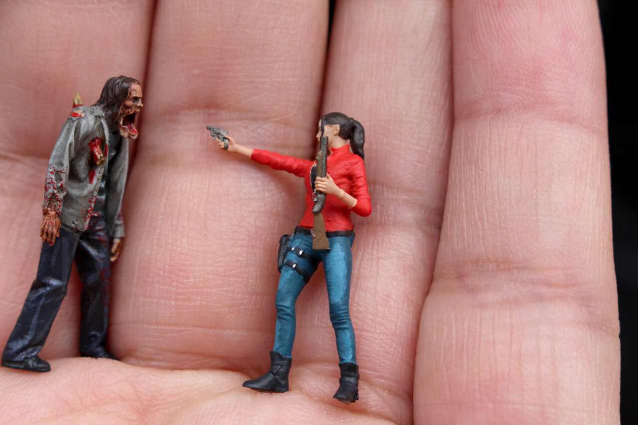 TOY 1/64 people Jill leon claire Tyrant Biohazard Resident Evil mini sand
