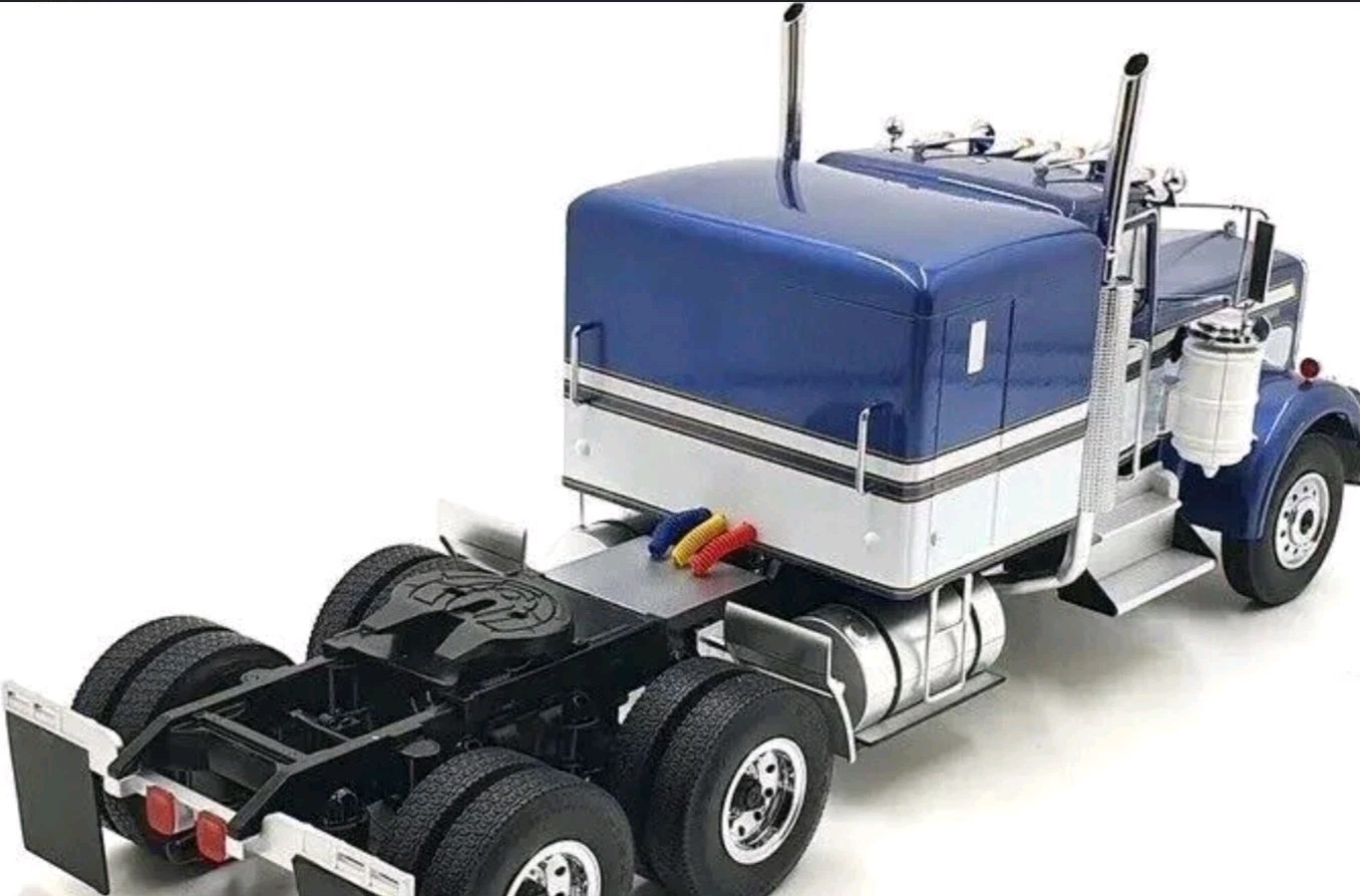 ROAD KINGS KENWORTH W900 TRACTOR &Trailer Blue /white BRAND NEW IN UNOPENED BOX