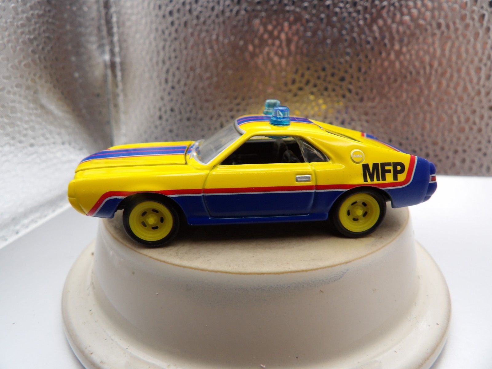 1968 AMC AMX MAD MAX FMP INTERCEPTOR 2010 JOHNNY LIGHTNING FOREVER 64 1:64