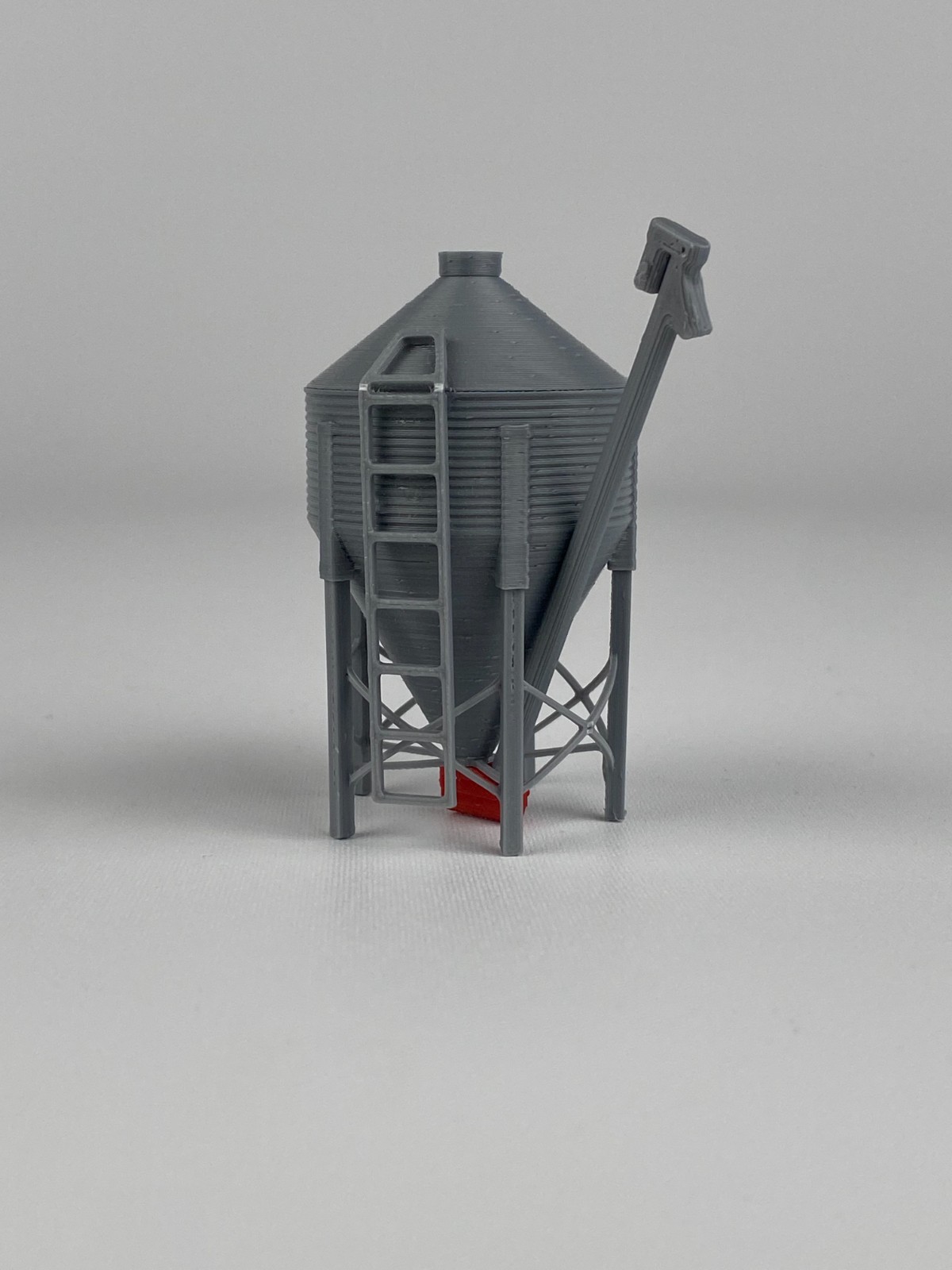 1/64 Feed Bins. Realistic Farm Grain Bins Cattle/Hog Barn Add On