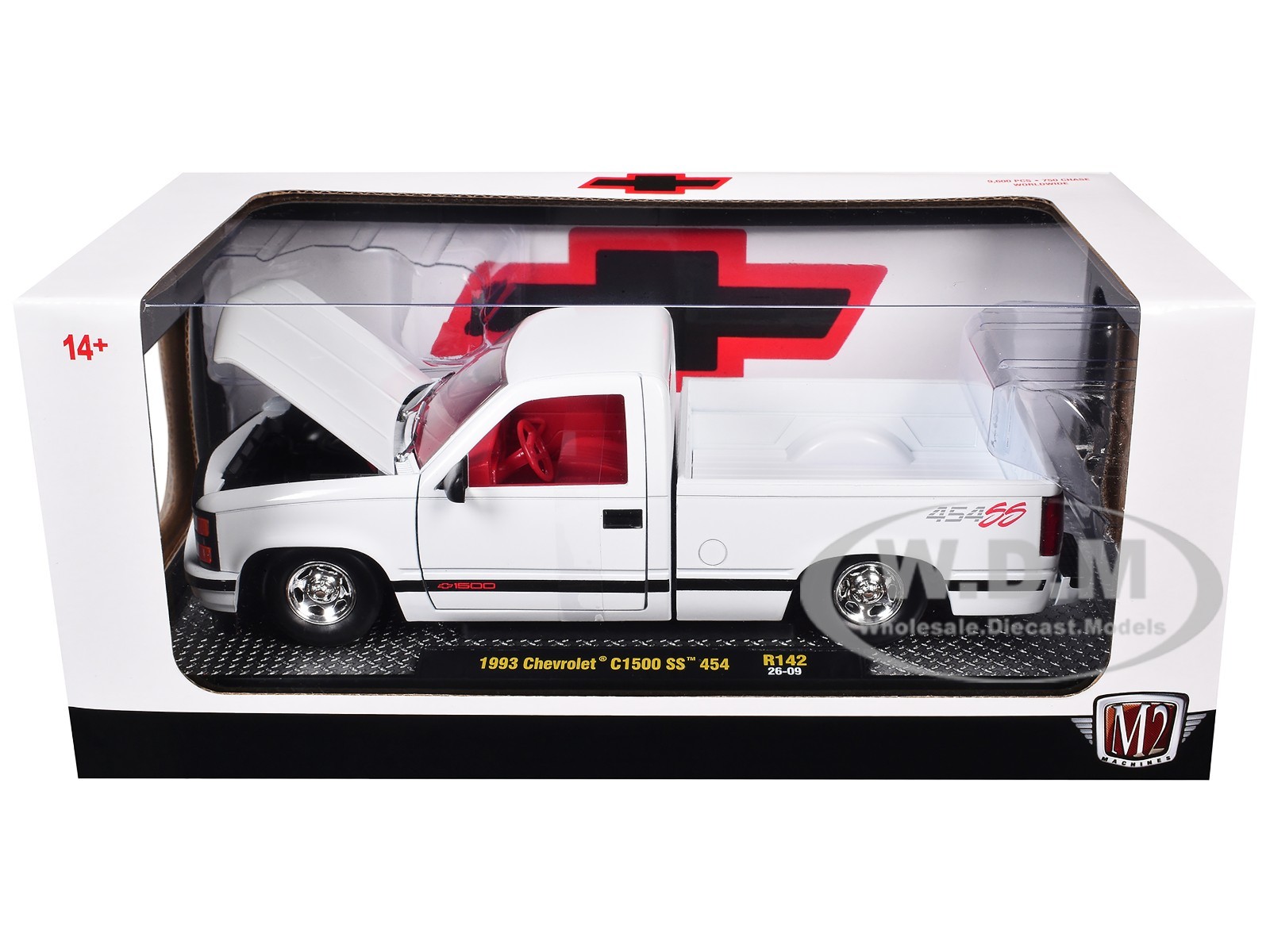 1993 CHEVROLET C1500 SS 454 PICKUP WHITE 1/24 DIECAST MODEL BY M2 40300-142 A