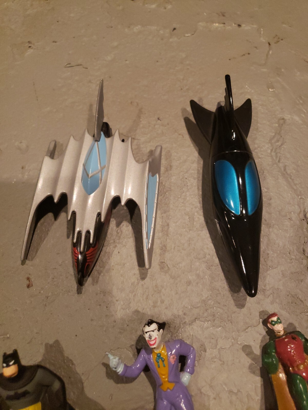 Vintage Batman, 8 Die Cast Vehicles, 4 Plastic, 5 Die-cast and plastic figs