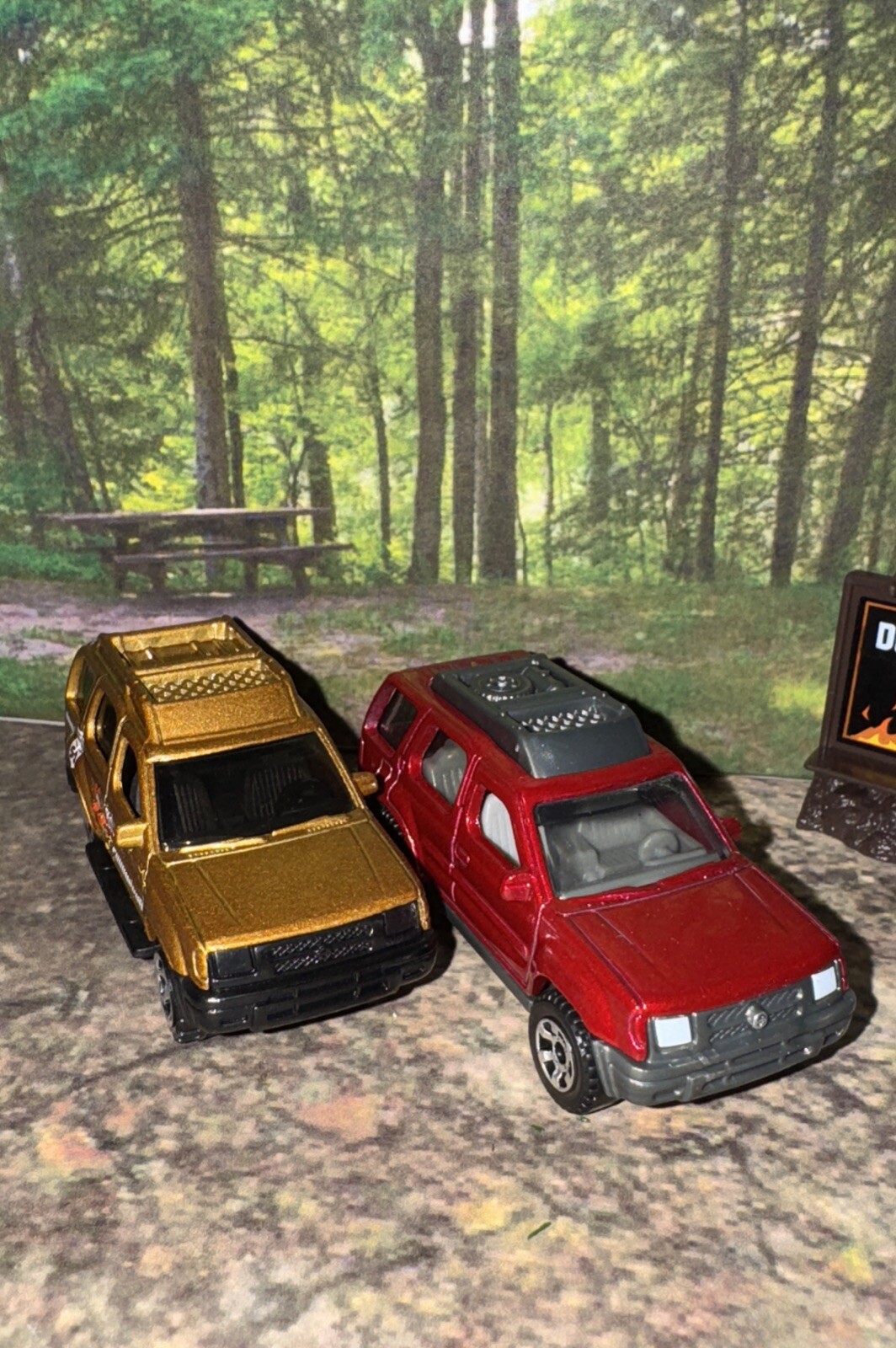 Lot Of 2 Matchbox 2000 Nissan Xtera SUV Bronze 50th Anniversary & Maroon NLFFP