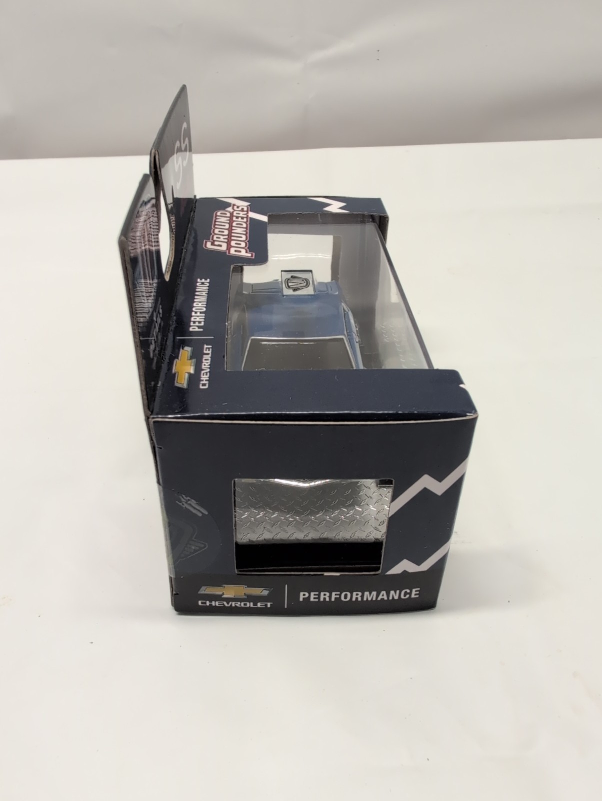 M2 Machines Ground Pounders 1970 Chevrolet Chevelle SS 454 R23 1:64 Blue Diecast