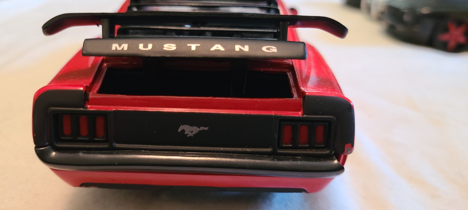 Jada 1/24 Scale 1970 Ford Mustang Boss Red and Black Die-Cast Car No Box