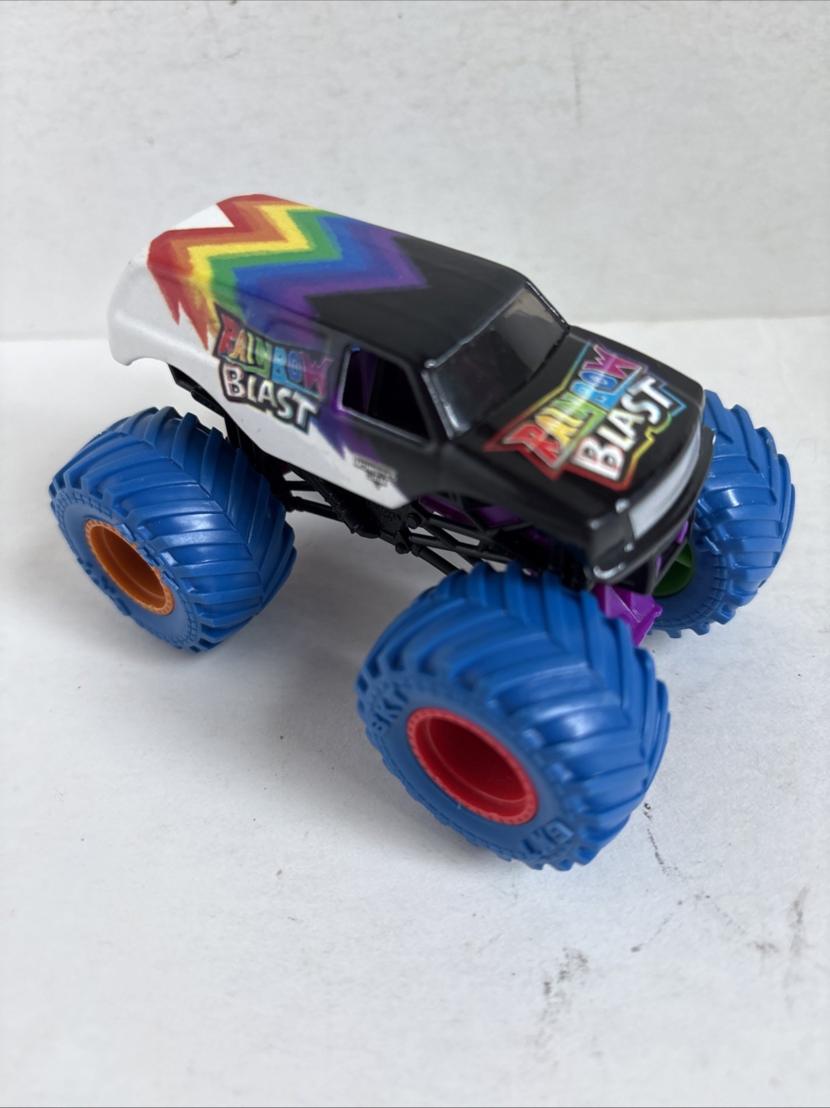 Monster Jam Rainbow Blast Monster Truck 1:64 Retired Multi-Color