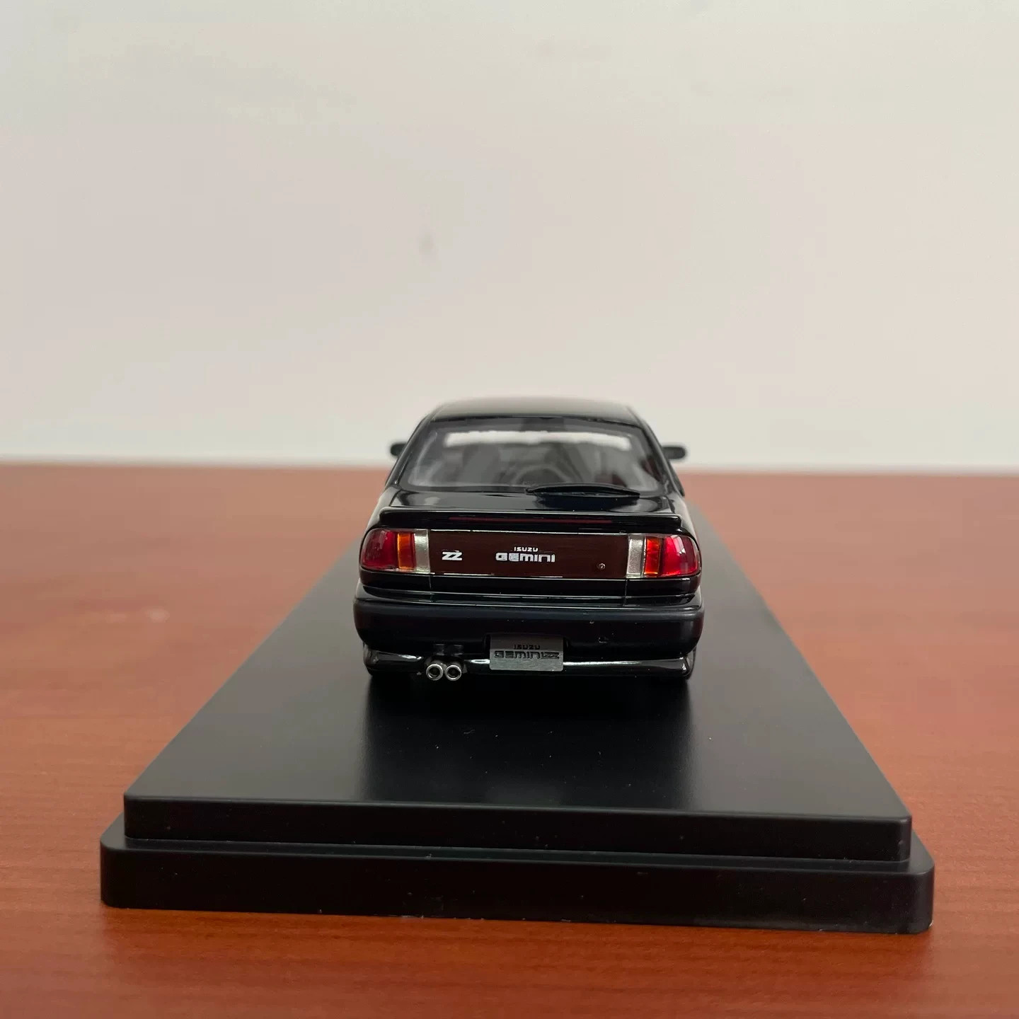 1:43 Hi-Story ISUZU GEMINI ZZ 1990 Black HS375 Resin Model