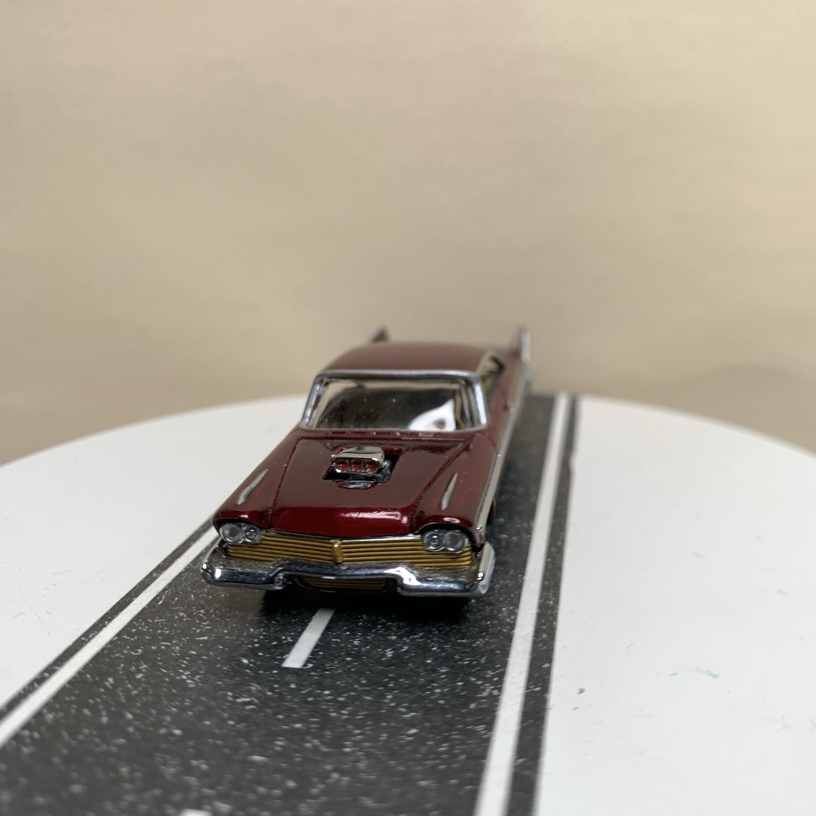 Hot Wheels 100% Collectibles 1957 Plymouth Fury Dragster Dark Red/Gold 1:64 NM
