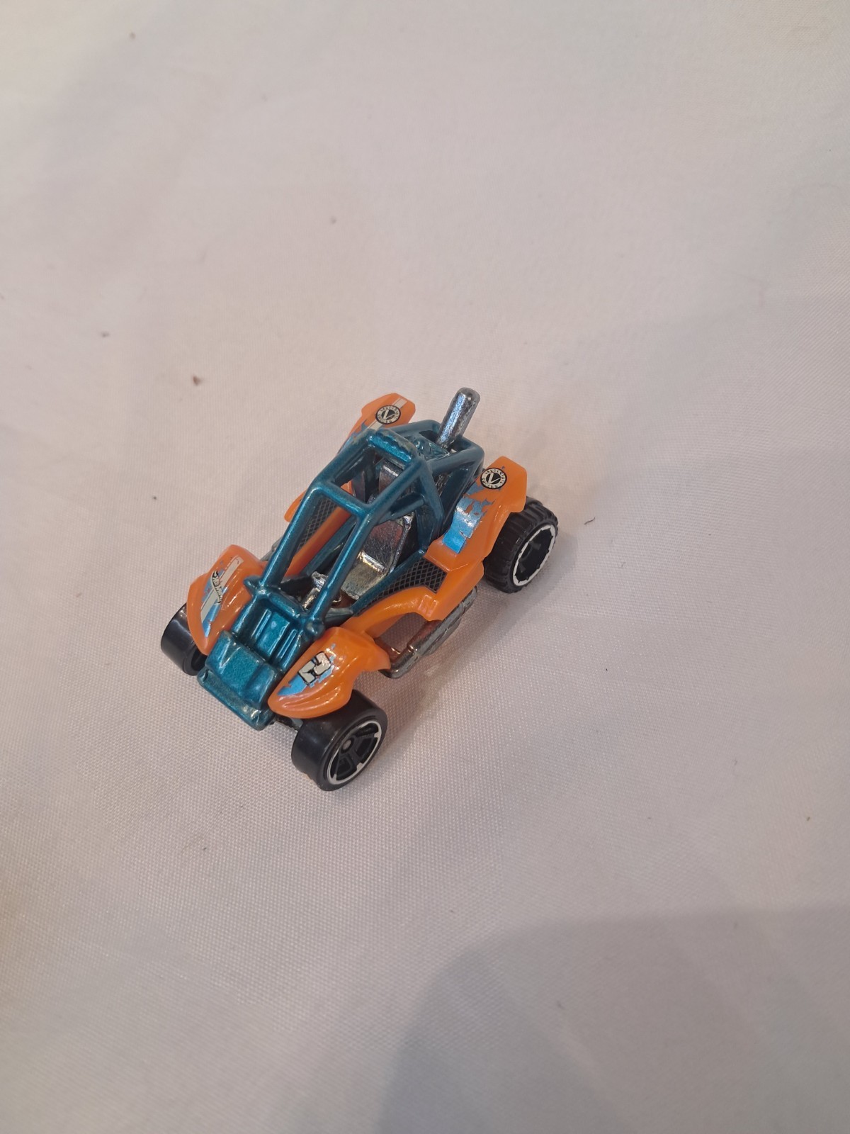 Hot Wheels Loose Cars lot of 18 (2012) incl. Dirty Outlaw