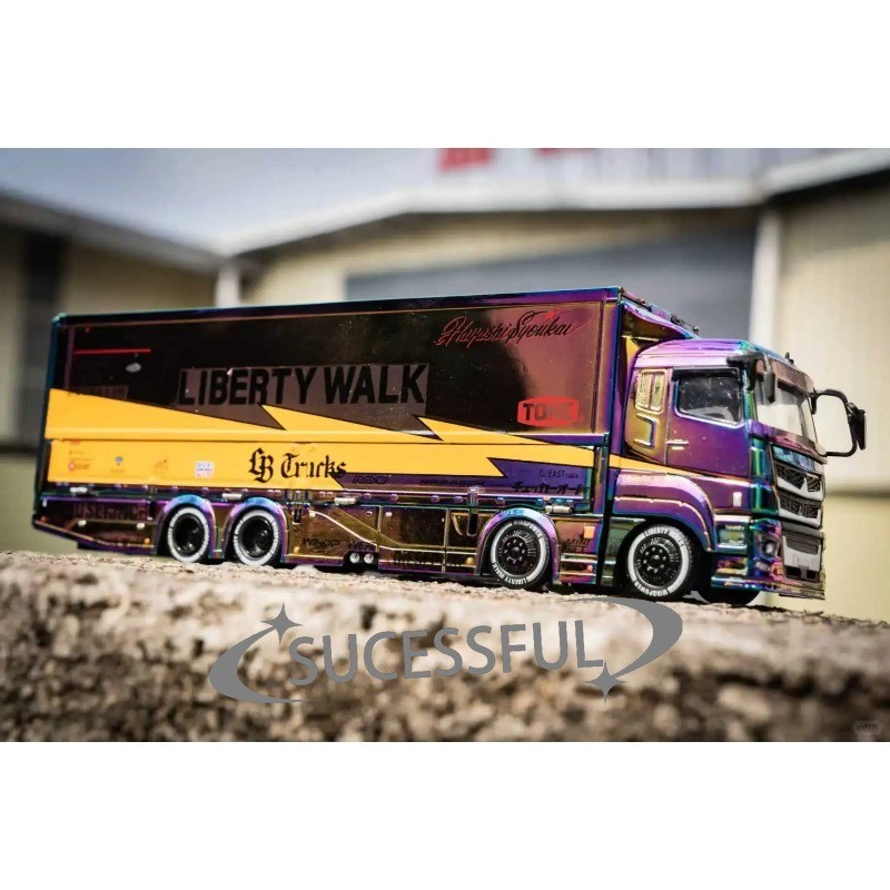 GCD 1/64 Chameleon Chrome LB-TRUCKS Fuso Super Great Transporter