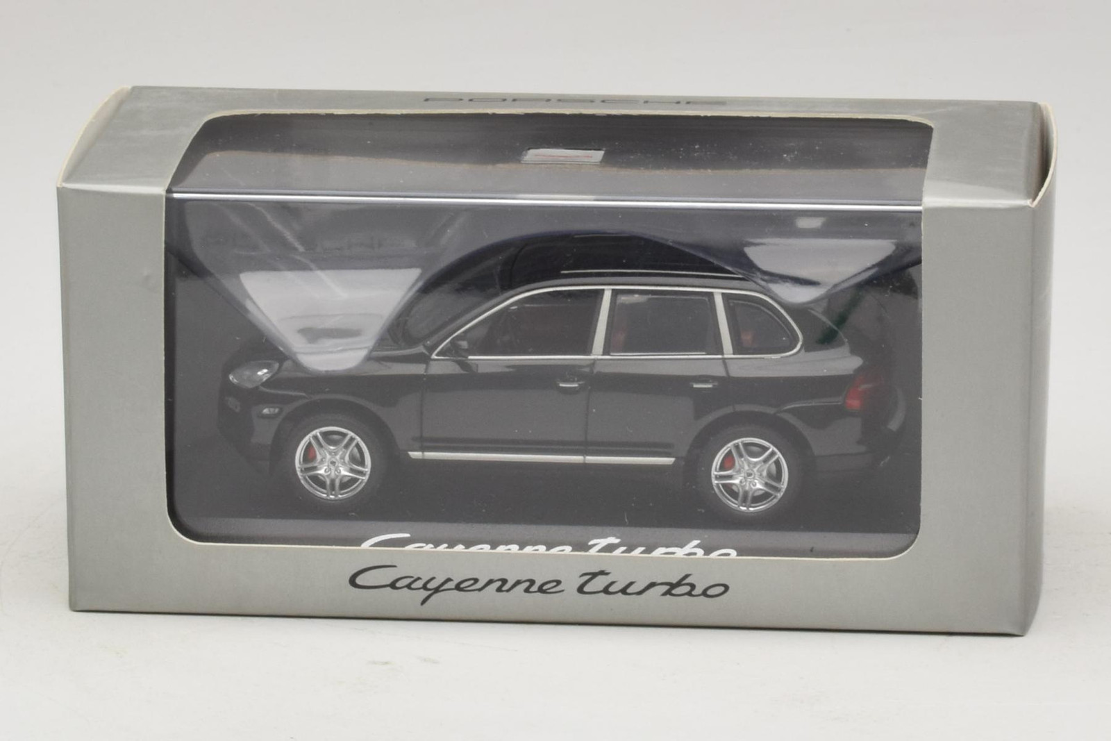 WAP02061117 Porsche Cayenne Turbo Dark Green Metallic Minichamps 1/43