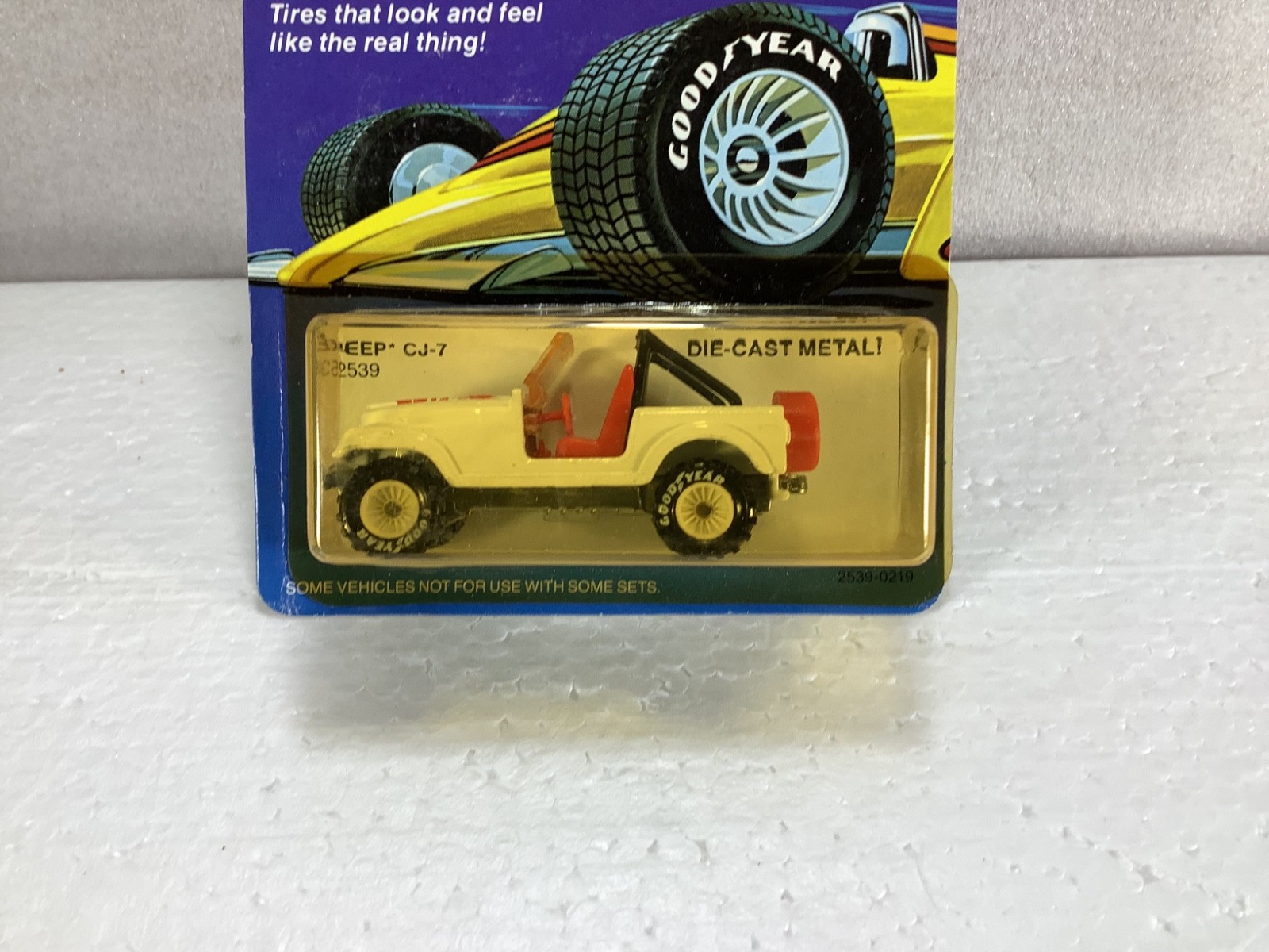 Hot Wheels 1982 Real Riders White w/ white hubs Jeep CJ-7 Goodyear UNPUNCHED BP