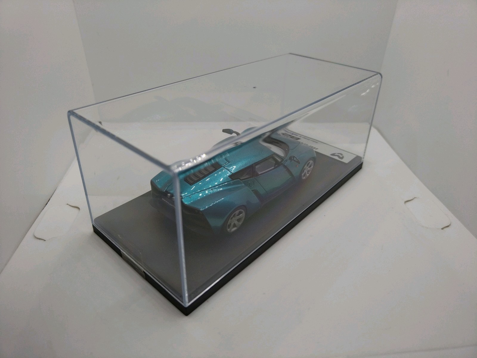 LOOKSMART 1/43 Marussia B2 2009 Glacier. Limited 090/165. Wow Rare!