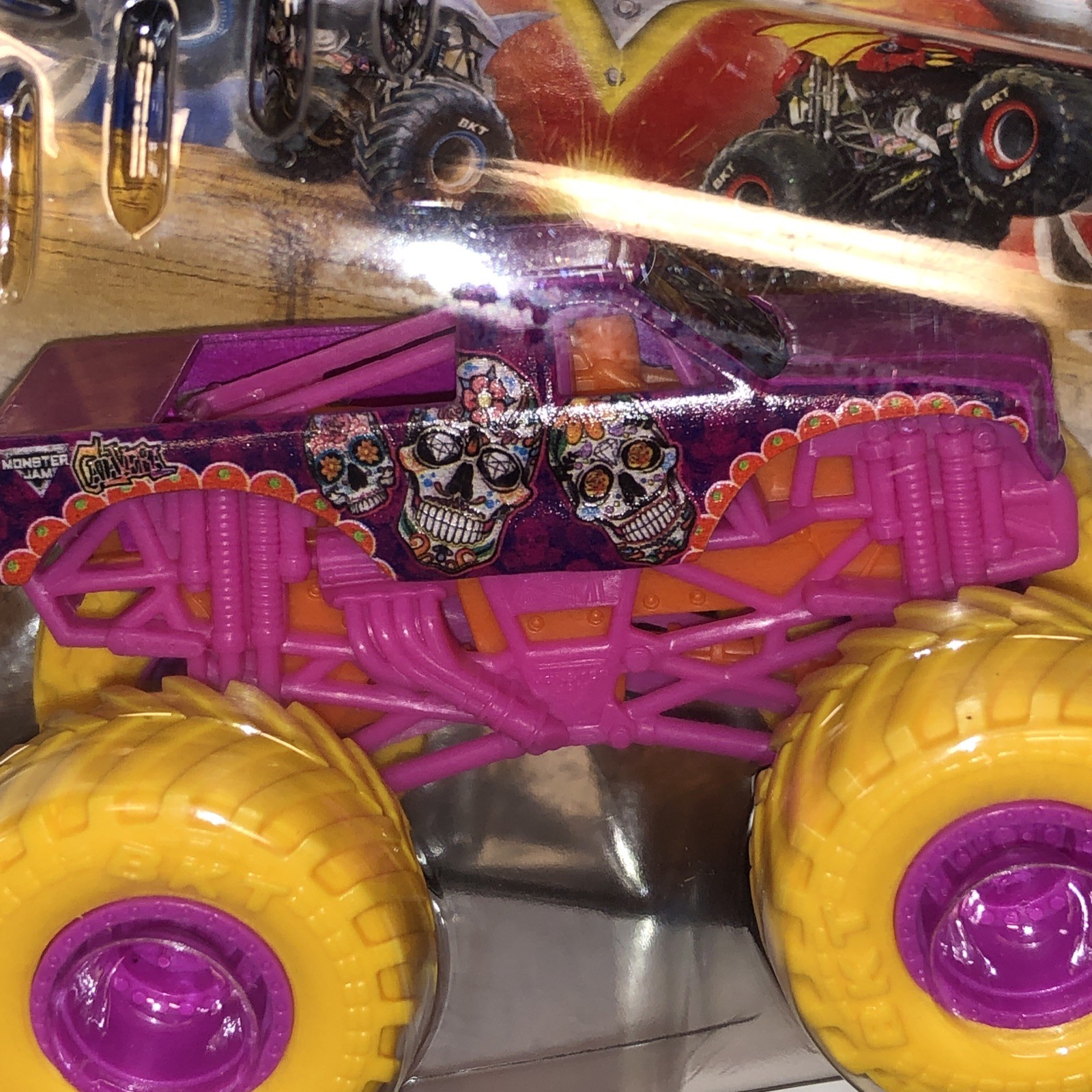 Monster Jam Truck Calavera 1/64 Scale Series 7 True Metal by Spin Master