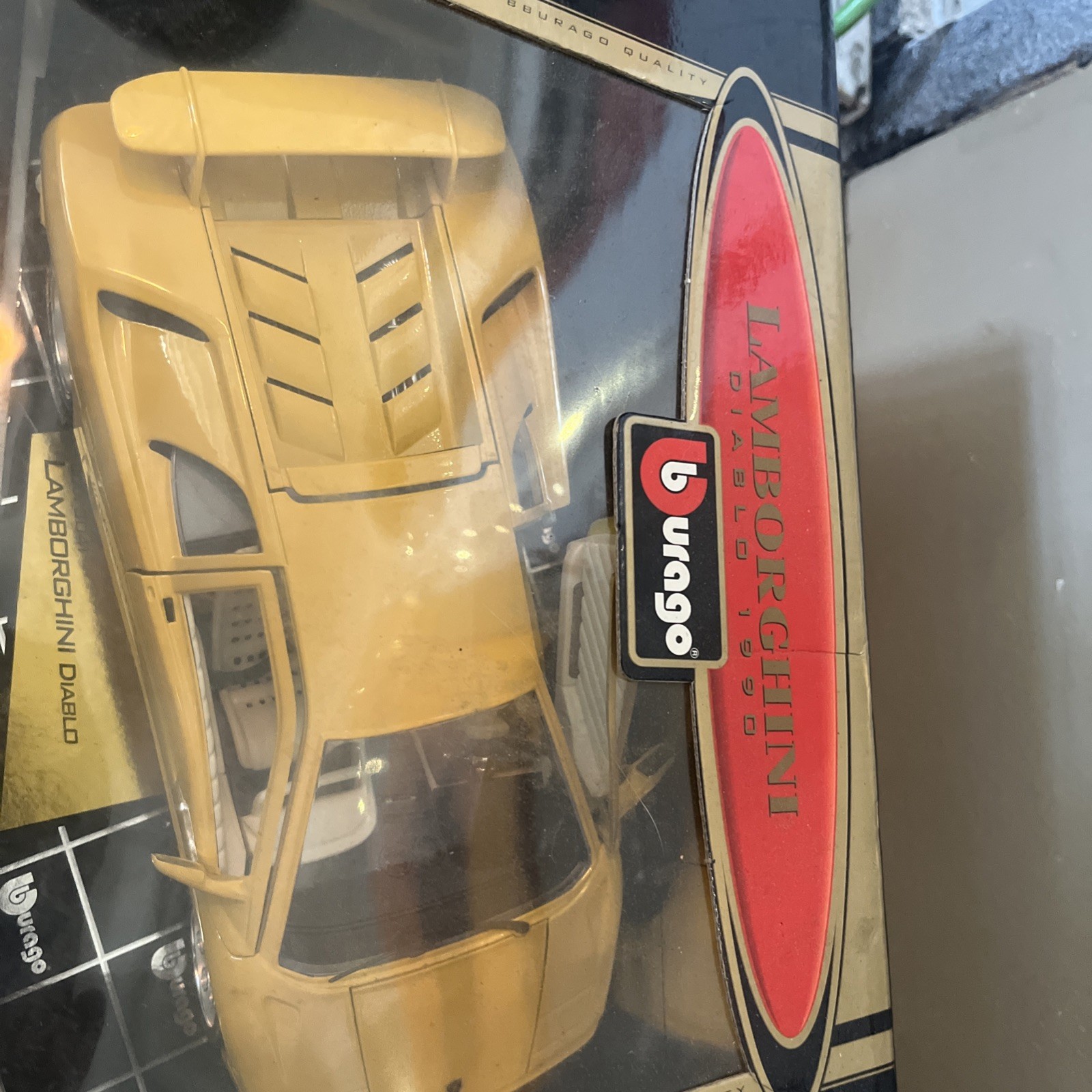 3x VTG 90’s 1/18 Die-cast Model Cars bburago Maisto Skyline & Lamborghini