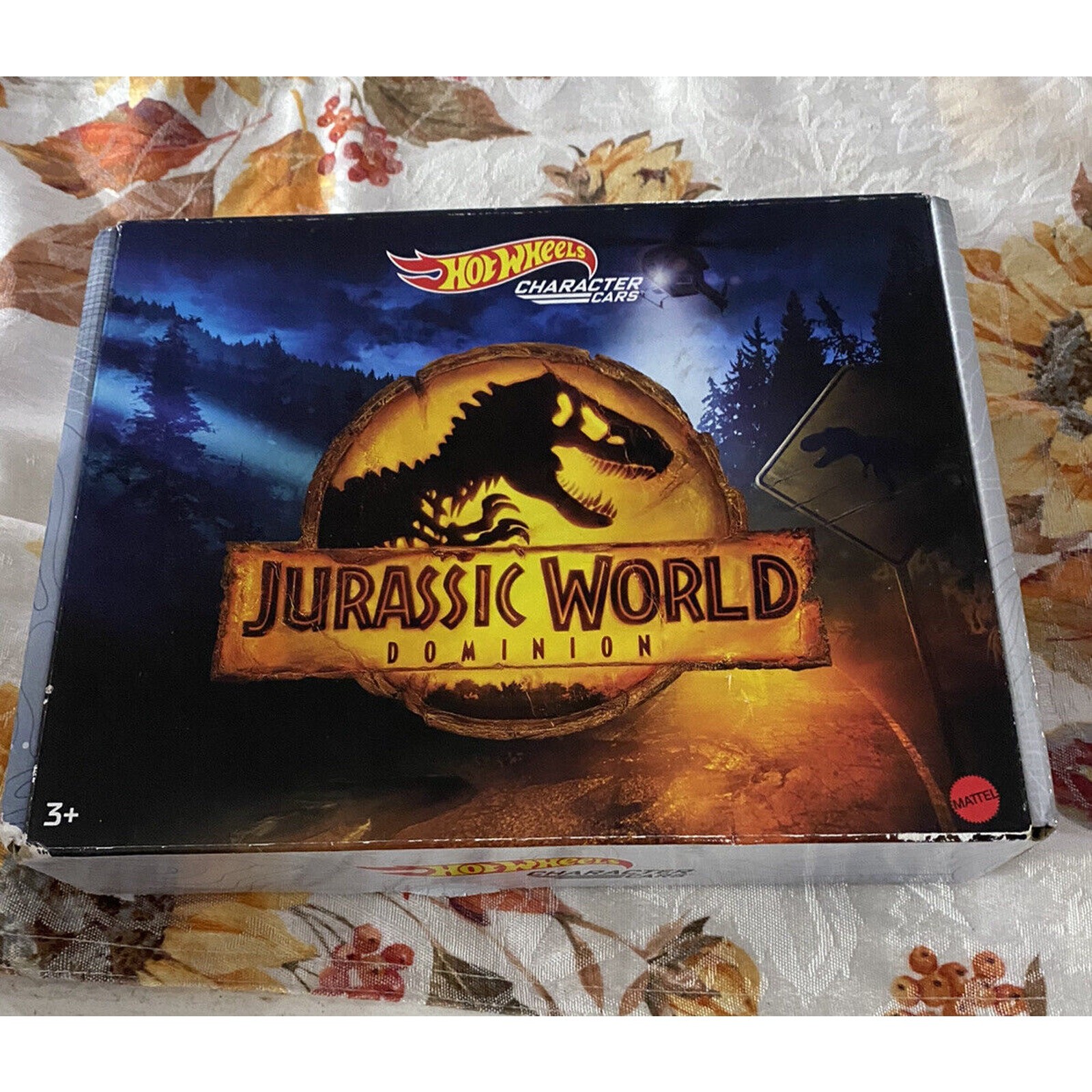 Hot Wheels Jurassic World Dominion 2022 Dinosaur Character Car 5 Pack Box Set