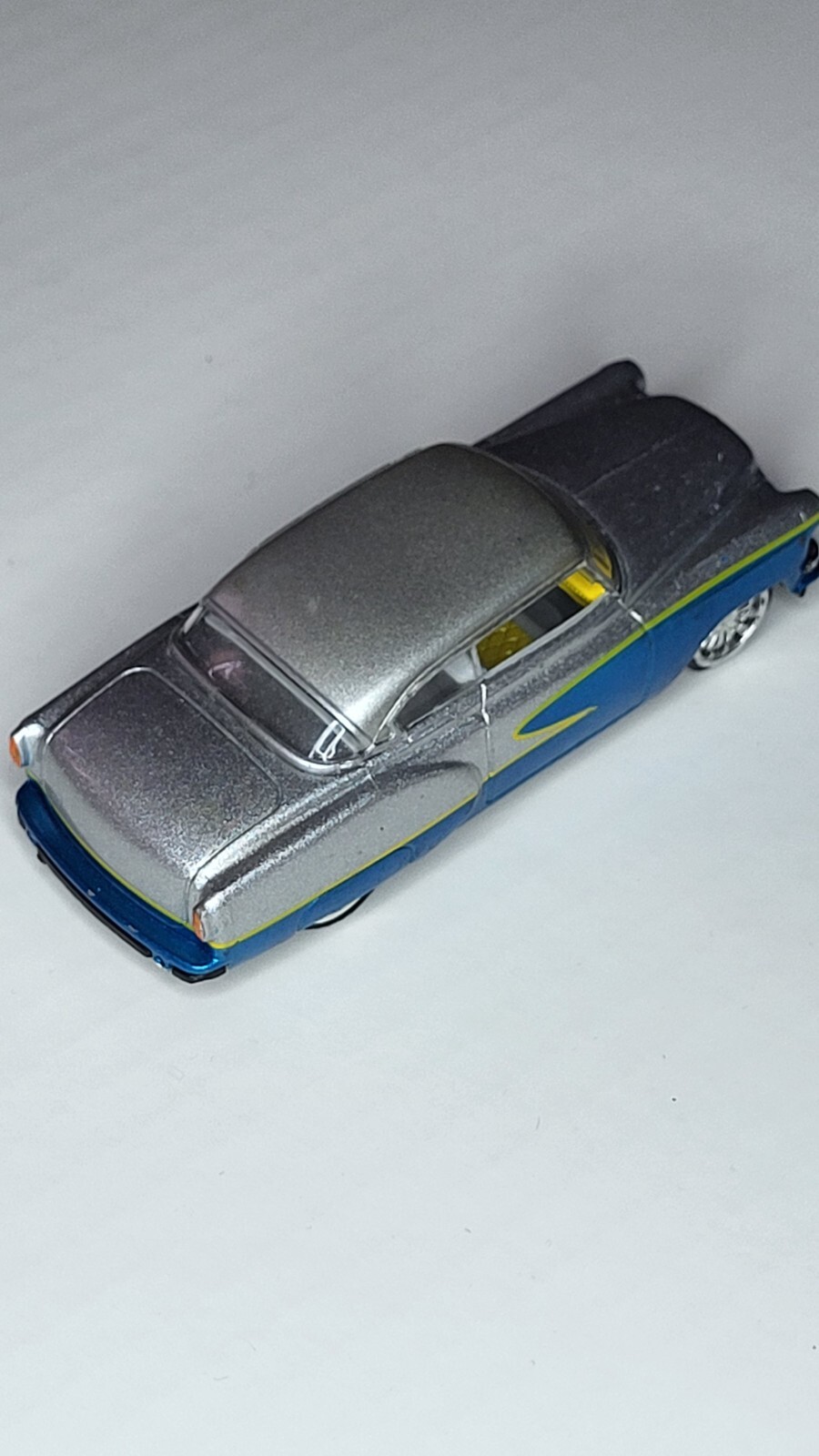 Malibu International 54 Chevy Bel Air Hard Top Blue Silver Car – Loose