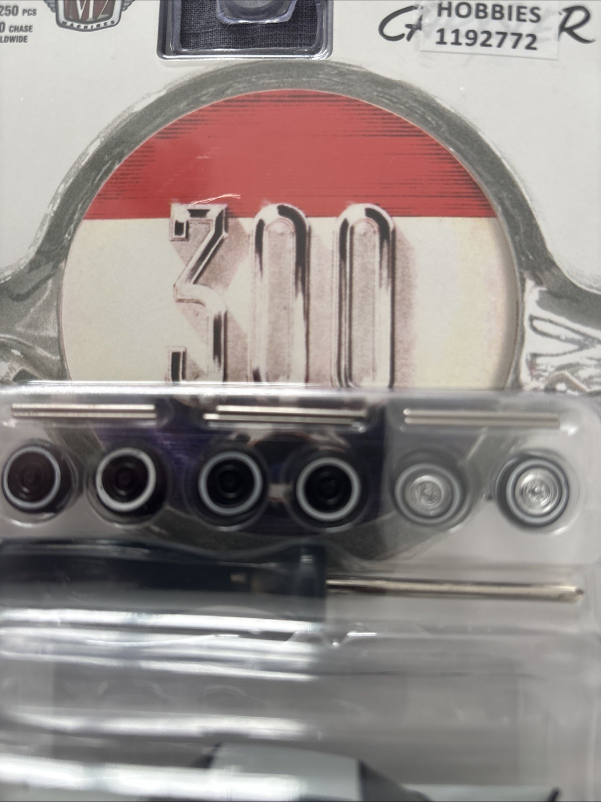 M2 Machines Auto-Wheels R13 – 1957 Chrysler 300C – 1:64 Scale 34001 **CHASE**