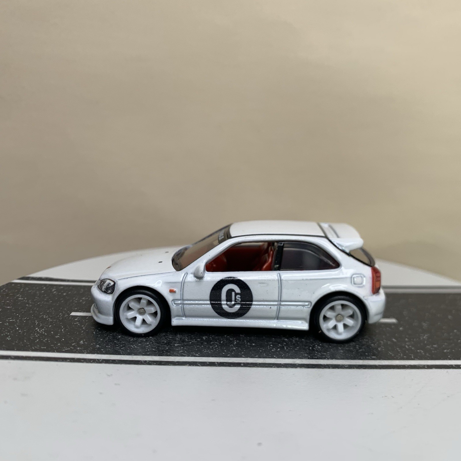 Hot Wheels Premium Boulevard #73 ’99 Honda Civic Type R EK9 Hatch White 1:64 NM