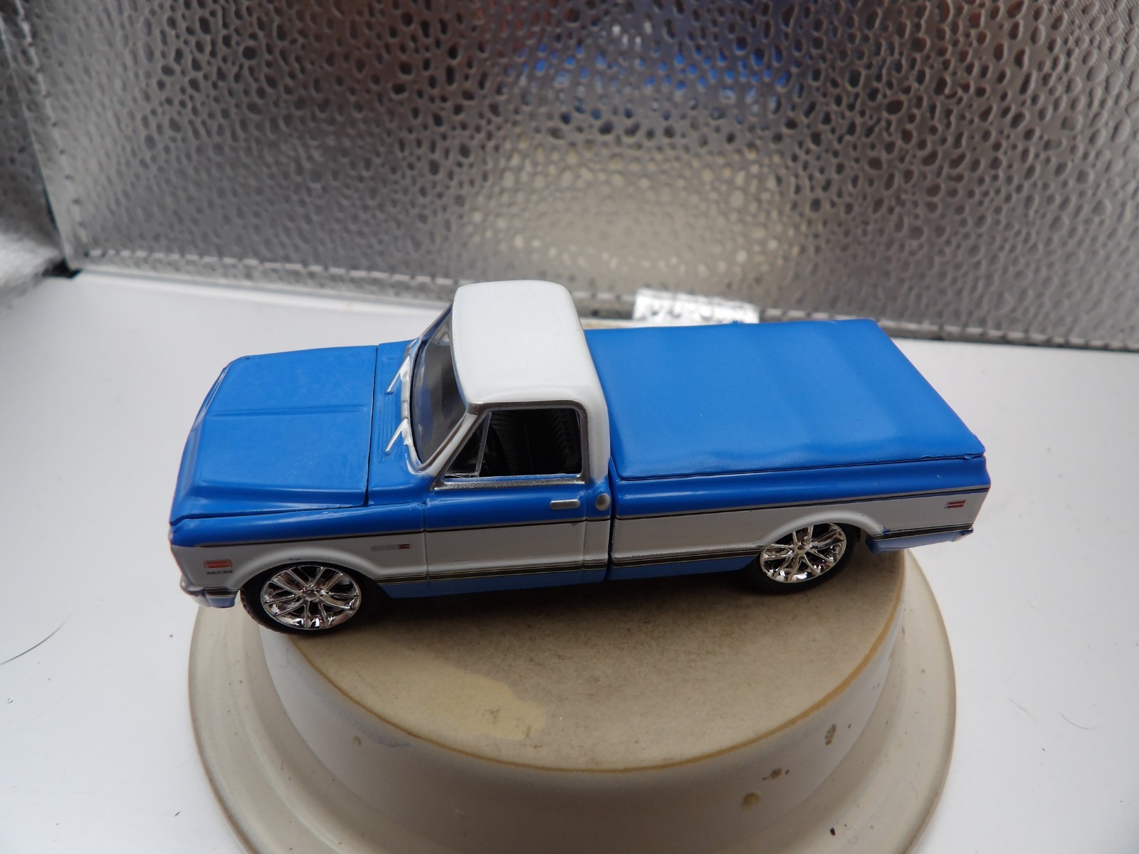 1971 CHEVROLET C-10 SUPER CHEYENNE PICKUP 2024 GREENLIGHT BARRETT-JACKSON 1:64