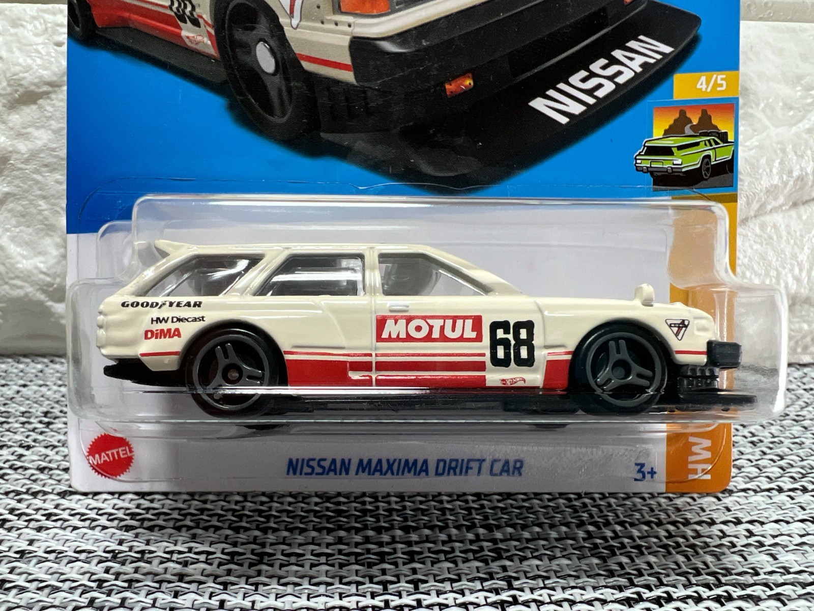 Hot Wheels HW Wagons 4/5 Nissan Maxima Drift Car 214/250 Motul Beige