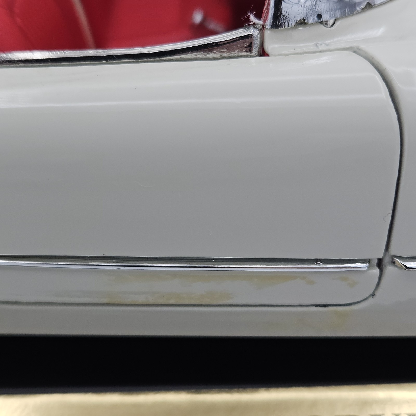 Mira Golden Line 1:18 1953 Chevrolet Corvette Cream Diecast with Box #6153