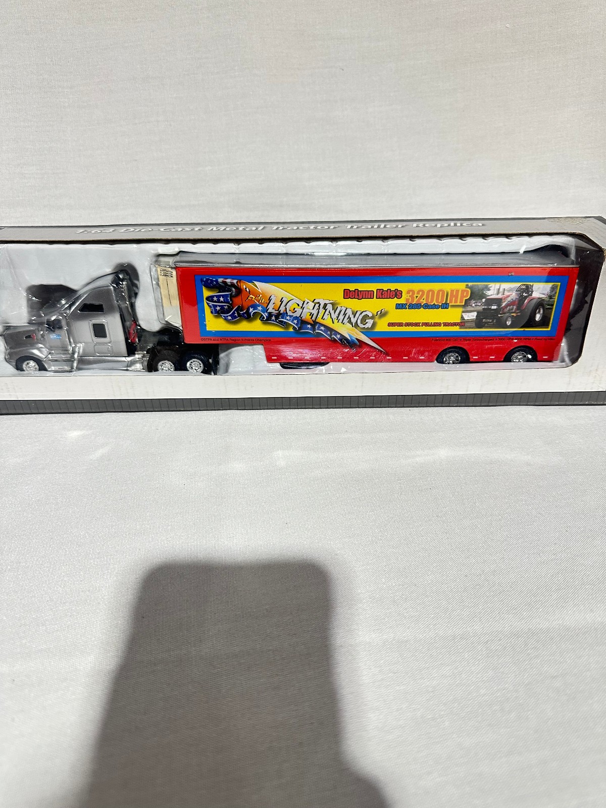 Case IH Ride The Lightning Pulling Tractor Kenworth Semi By SpecCast 1/64th