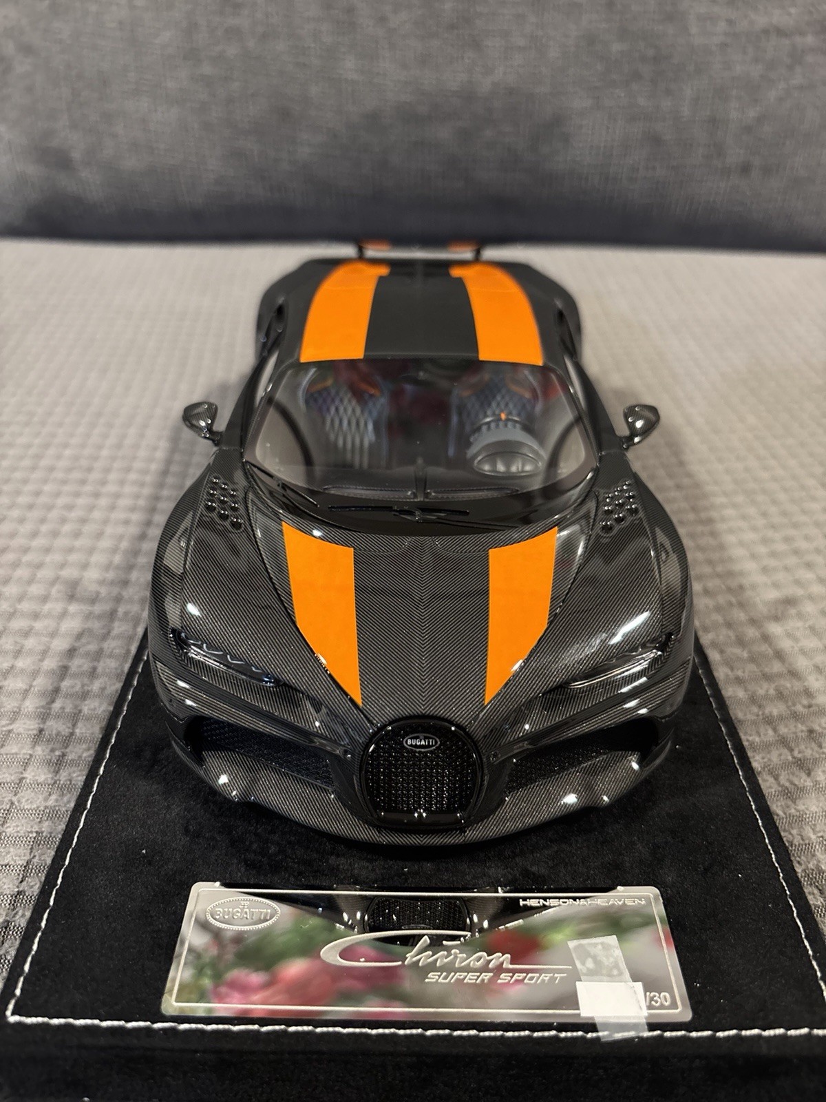 1/18 HH Henson & Heaven Bugatti Chiron SuperSport Carbon/orange High Wing Limite