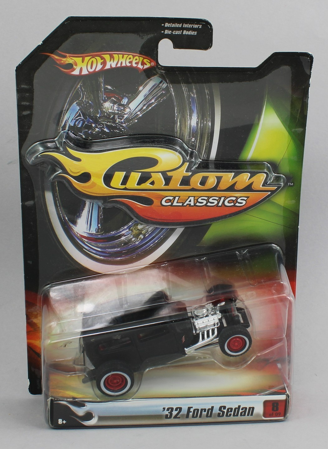 1:50 Hot Wheels *CUSTOM CLASSICS* Black ’32 Ford Sedan *NIP*
