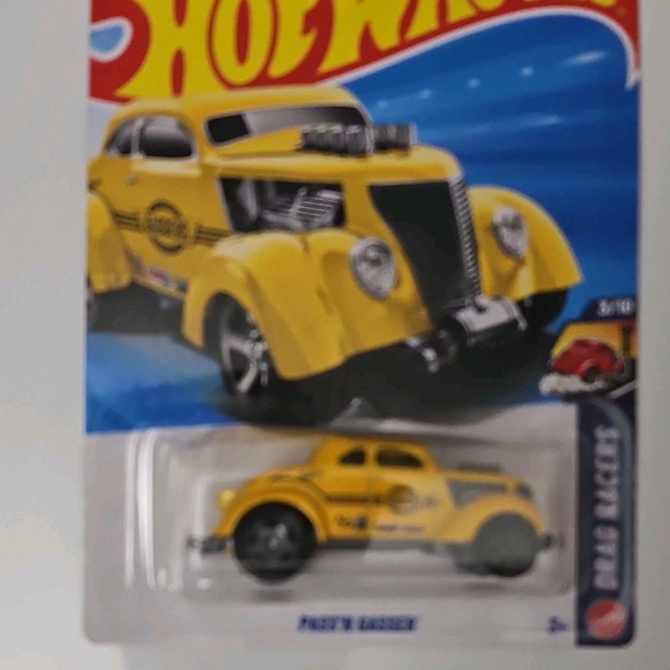 Hot Wheels HW Hot Trucks 1933 Chrysler Plymouth Duster 1:64 Yellow/Black Diecast