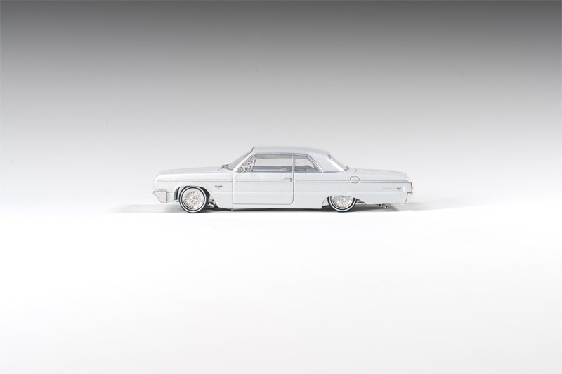 97M 1:64 Corona Impala SS 1964 LowRider Diecast Model Car