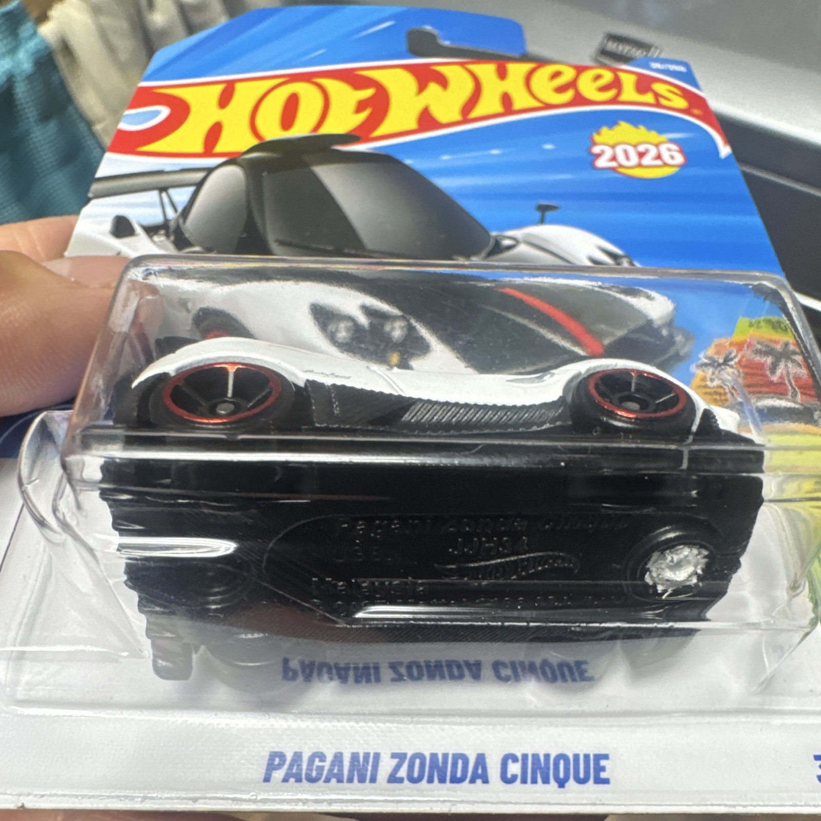 Hot Wheels Exoticars Pagani Zonda Cinque 1:64 White/Black Diecast Car 2026