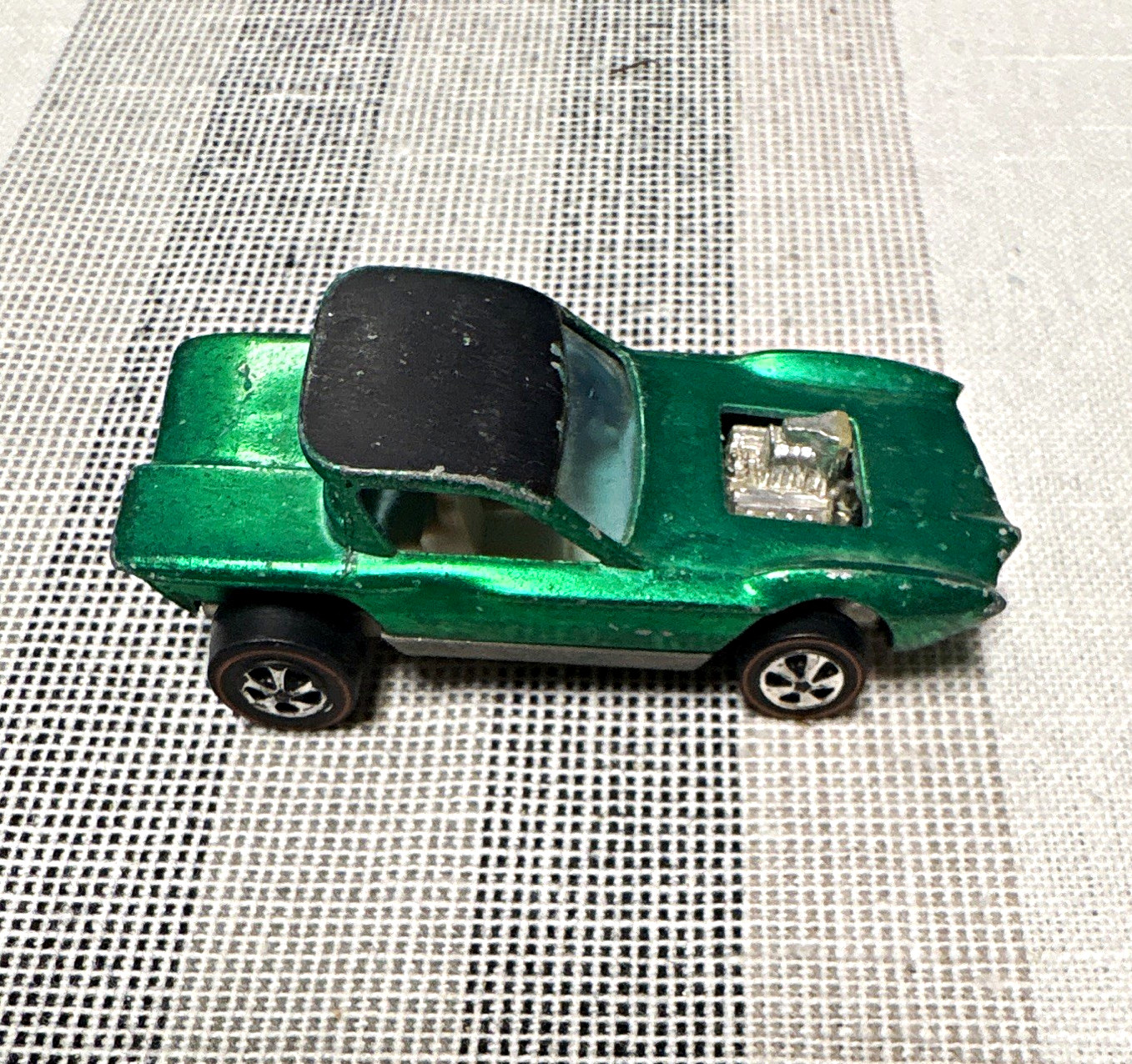 Hot Wheels redline Green/Black Diecast Toy Car w/ Black Roof & Exposed Engine