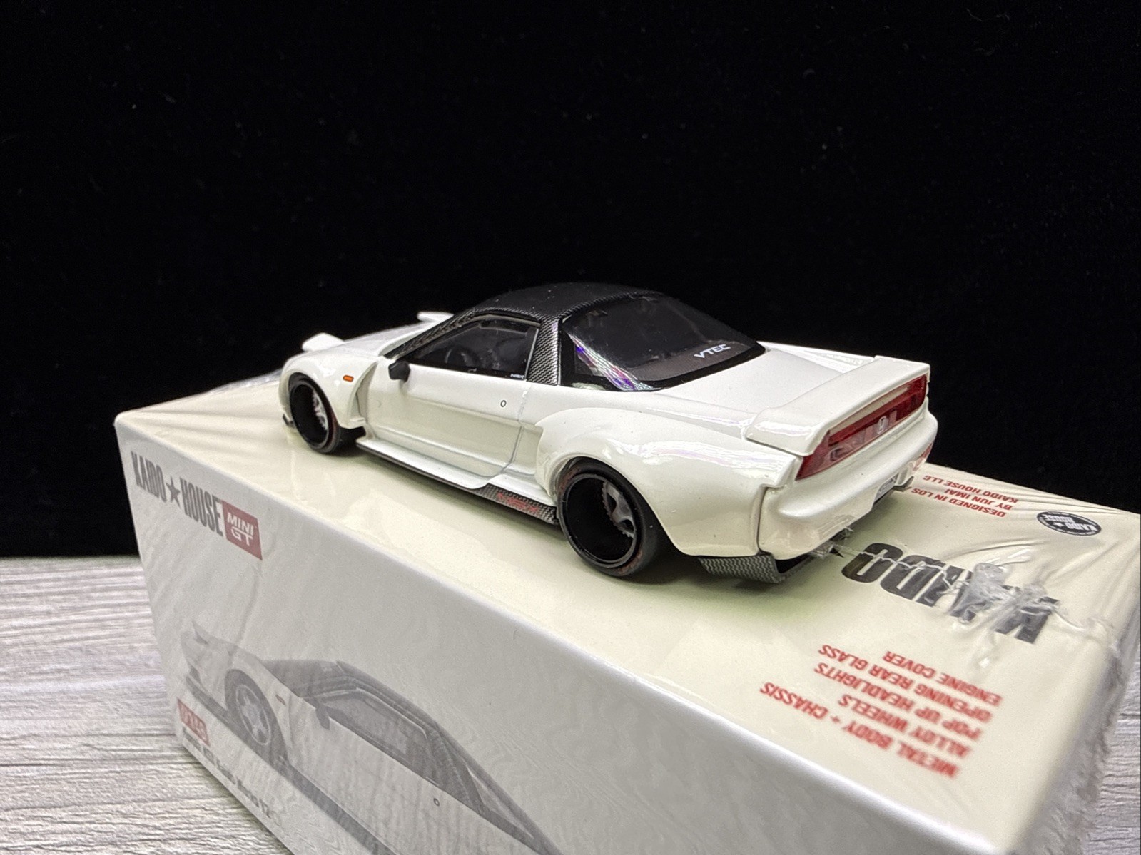 Kaido House x Mini GT 1:64 Honda NSX (NA1) Kaido WORKS V2 White KHMG148