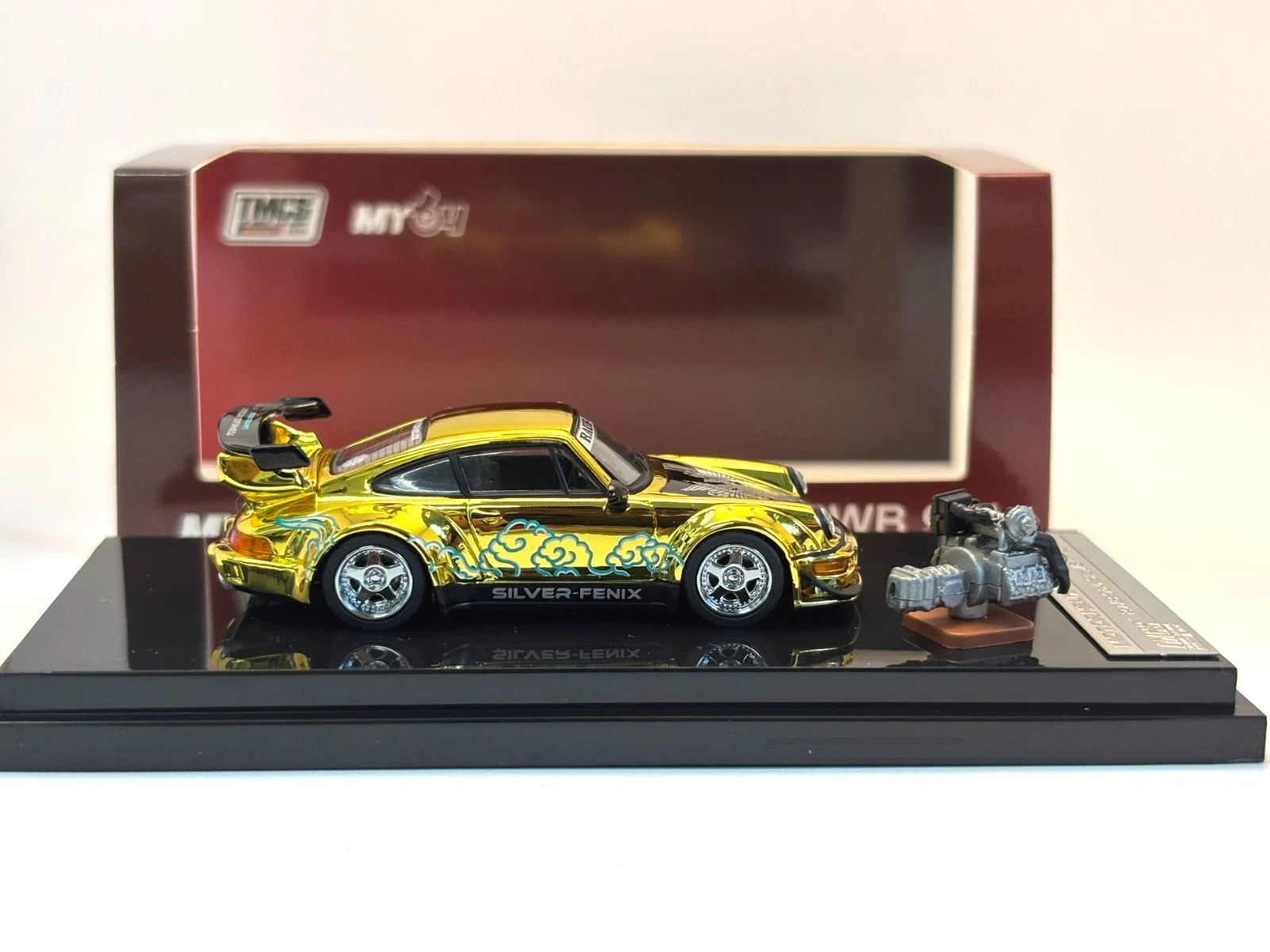 MOTORHELIX 1:64 RWB 964 Silver-Fenix Gold Chrome Toshikazu Nozaka Art