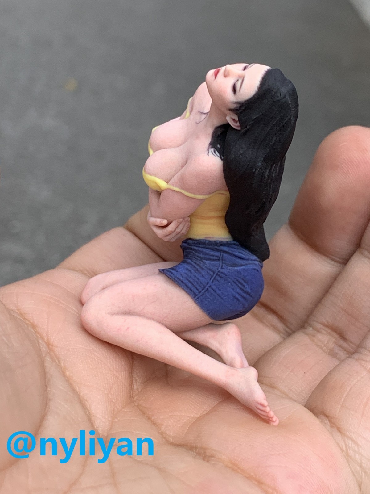 1/12 1/16 1/18 Miniature Sexy Thinking Beauty Girl Scene Props Figure For Cars