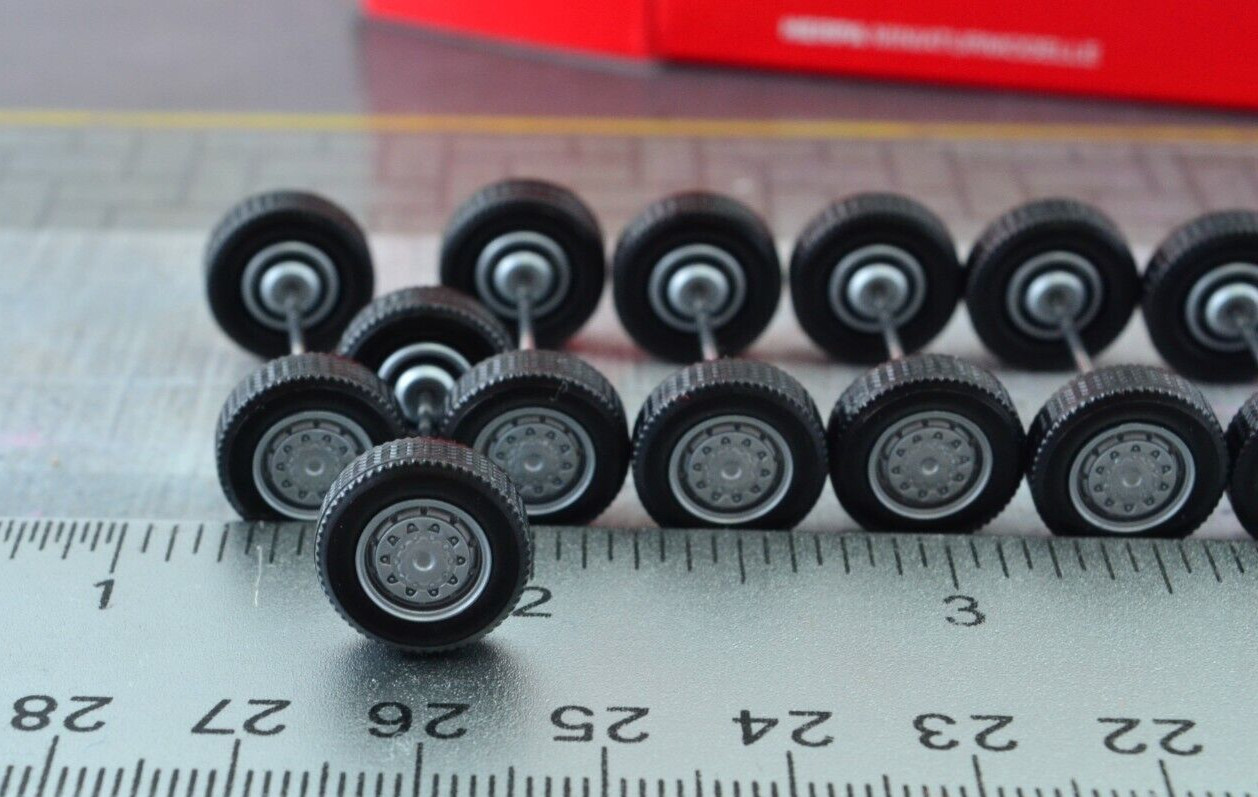 Herpa 052931 8X Single Wheel Sets Tire + Rims + Axles Tractor unit Truck 1:87 HO