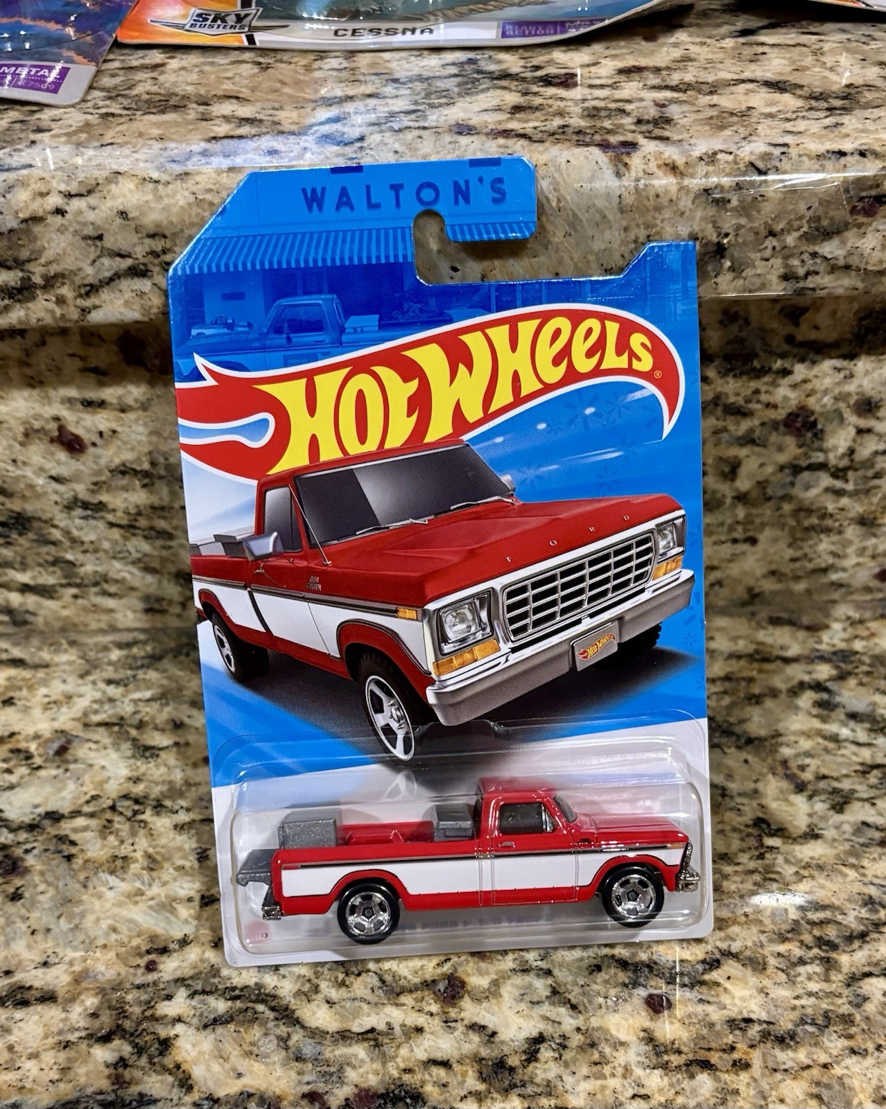 2025 Hot Wheels Walmart Museum WALTON’S 5-10 1979 Ford F-150 Pickup Truck NIB
