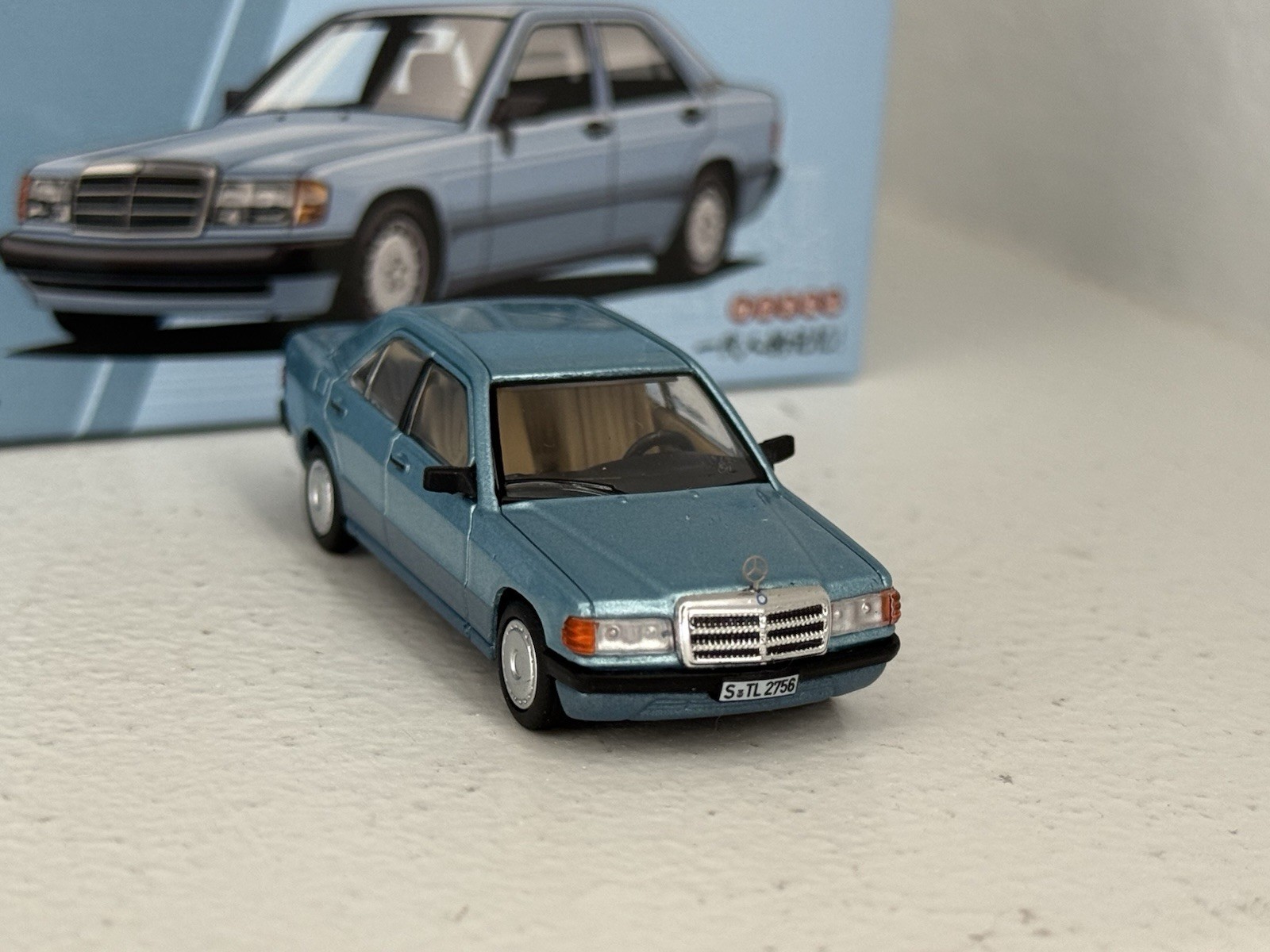 Xcartoys 1:64 diecast Y65-02 Mercedes Benz 190E in light blue 2-tone; Boxed