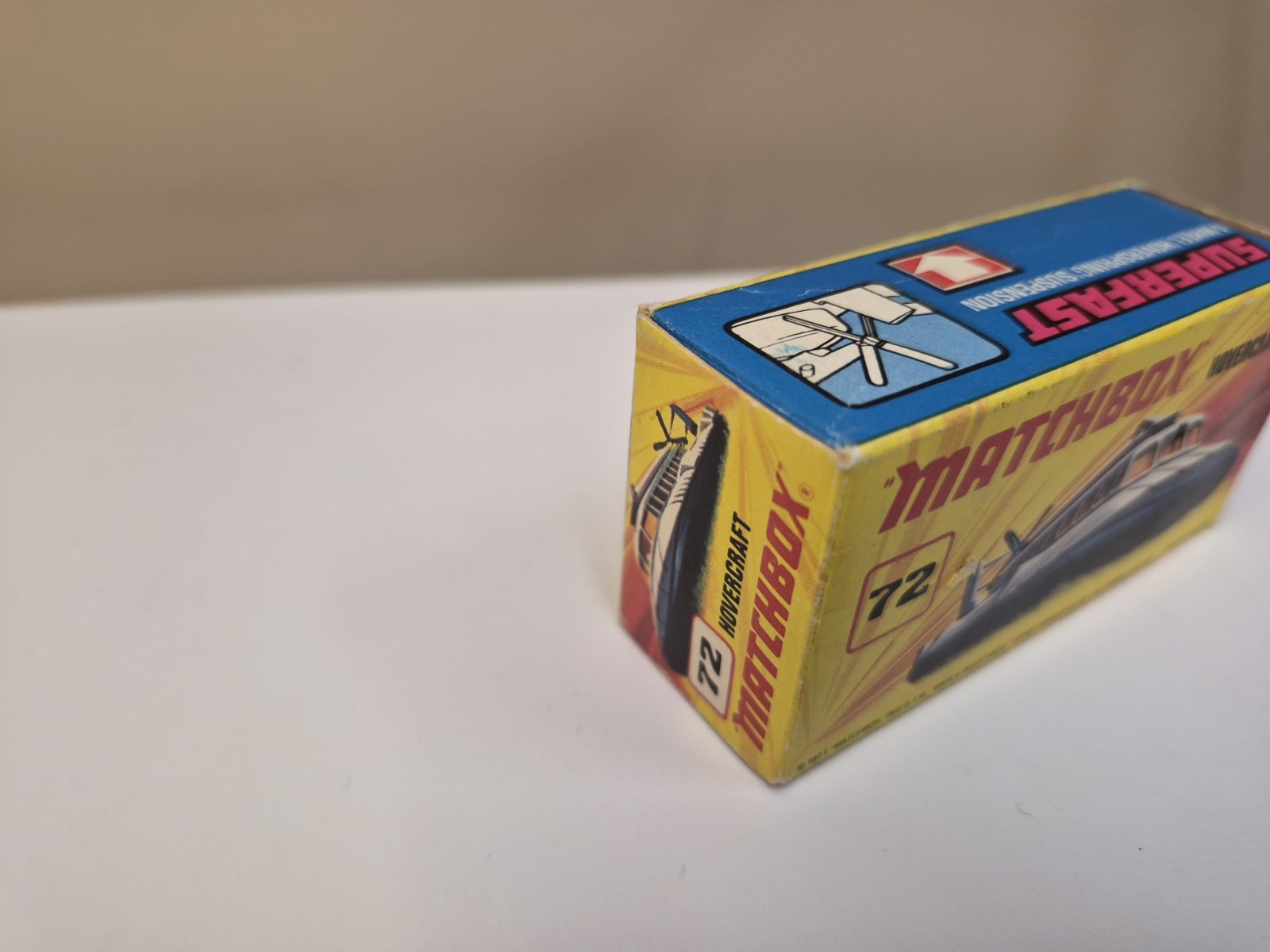 Vintage Lesney Matchbox Superfast #72 SRN6 HOVERCRAFT Diecast with Original Box.