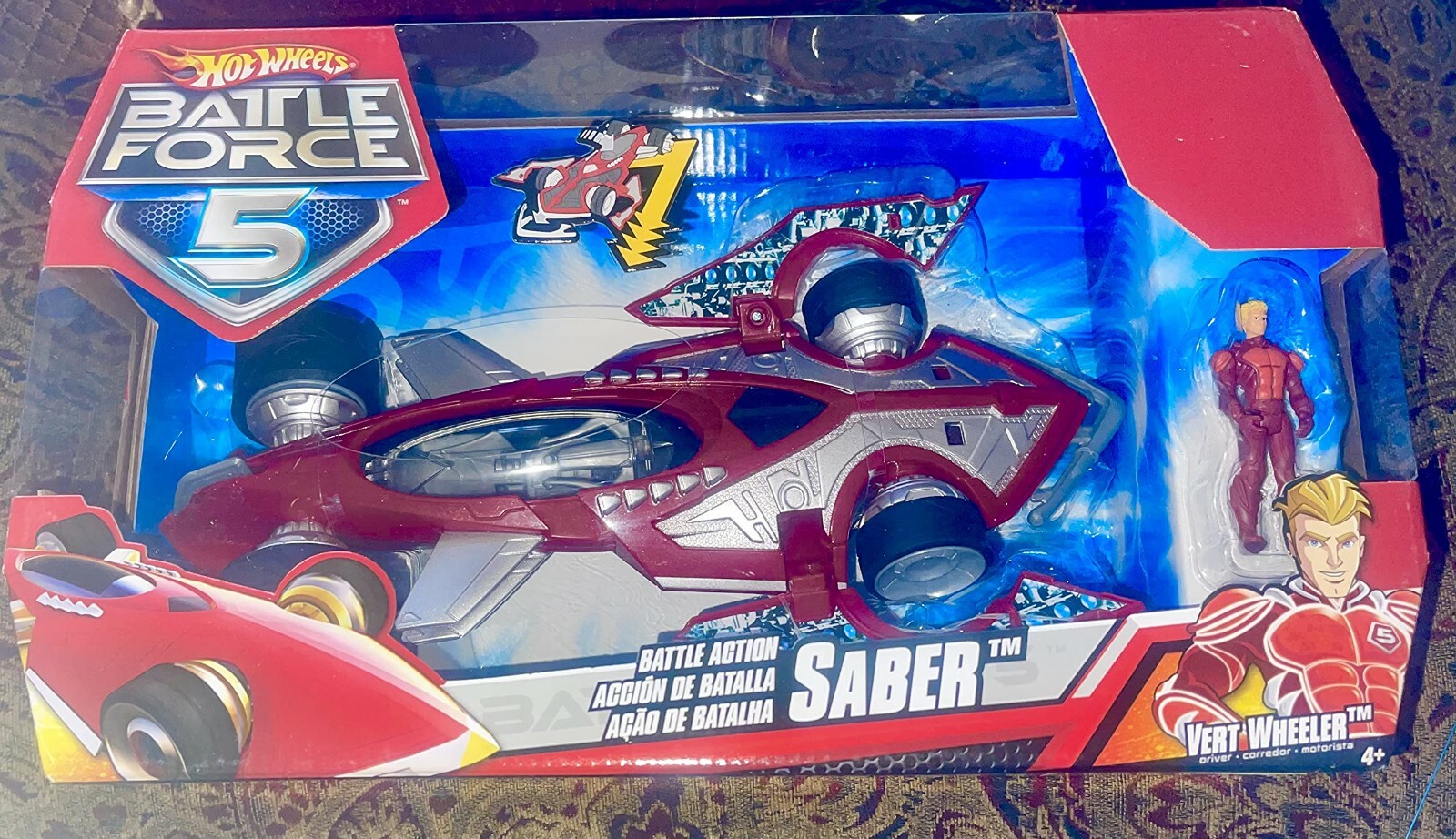 Hot Wheels Battle Force 5 Vert and Saber- stickers varies comes as shown