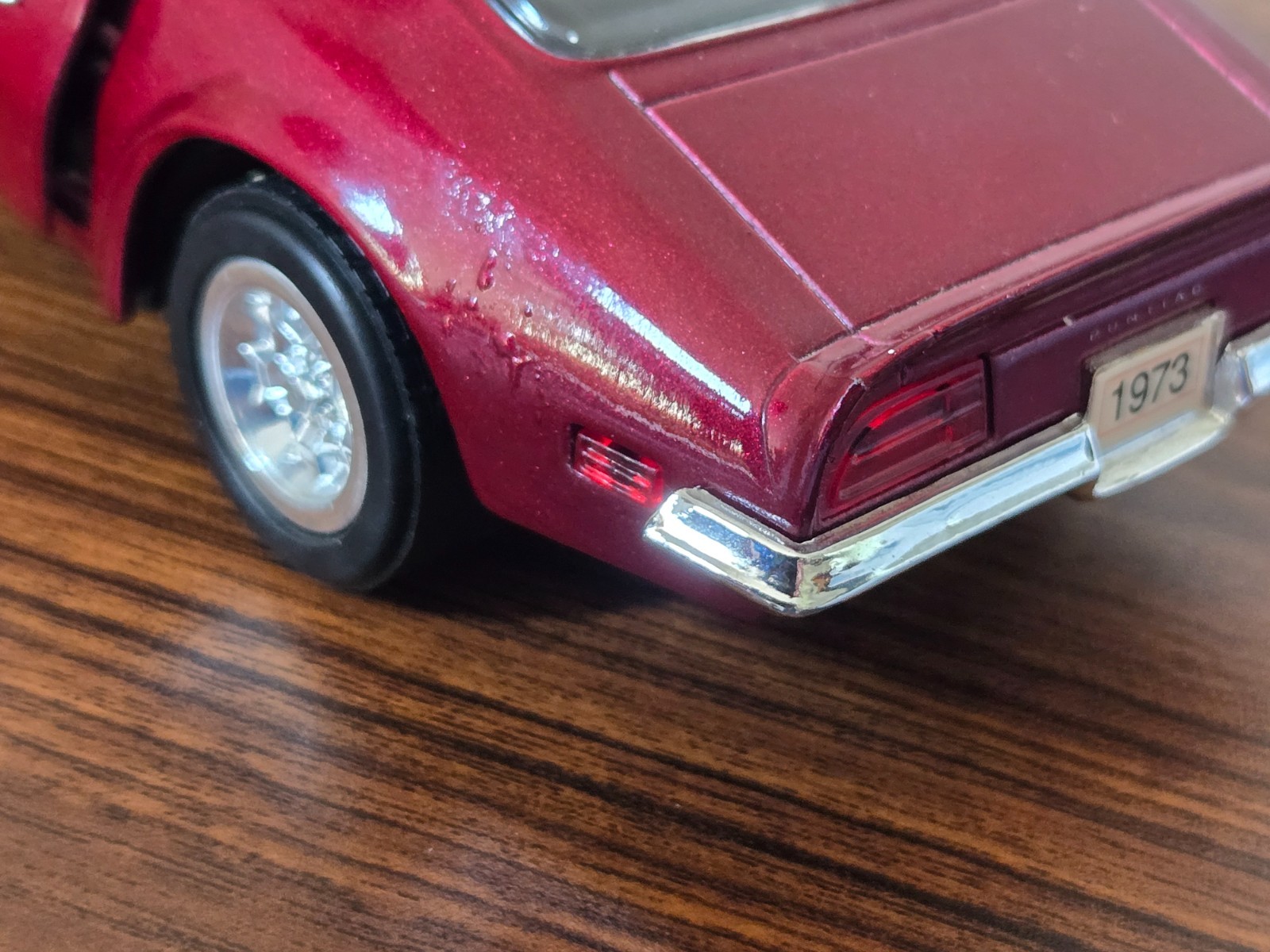 Sunnyside – 1973 Pontiac Firebird Red – 1:24 Diecast – No Box