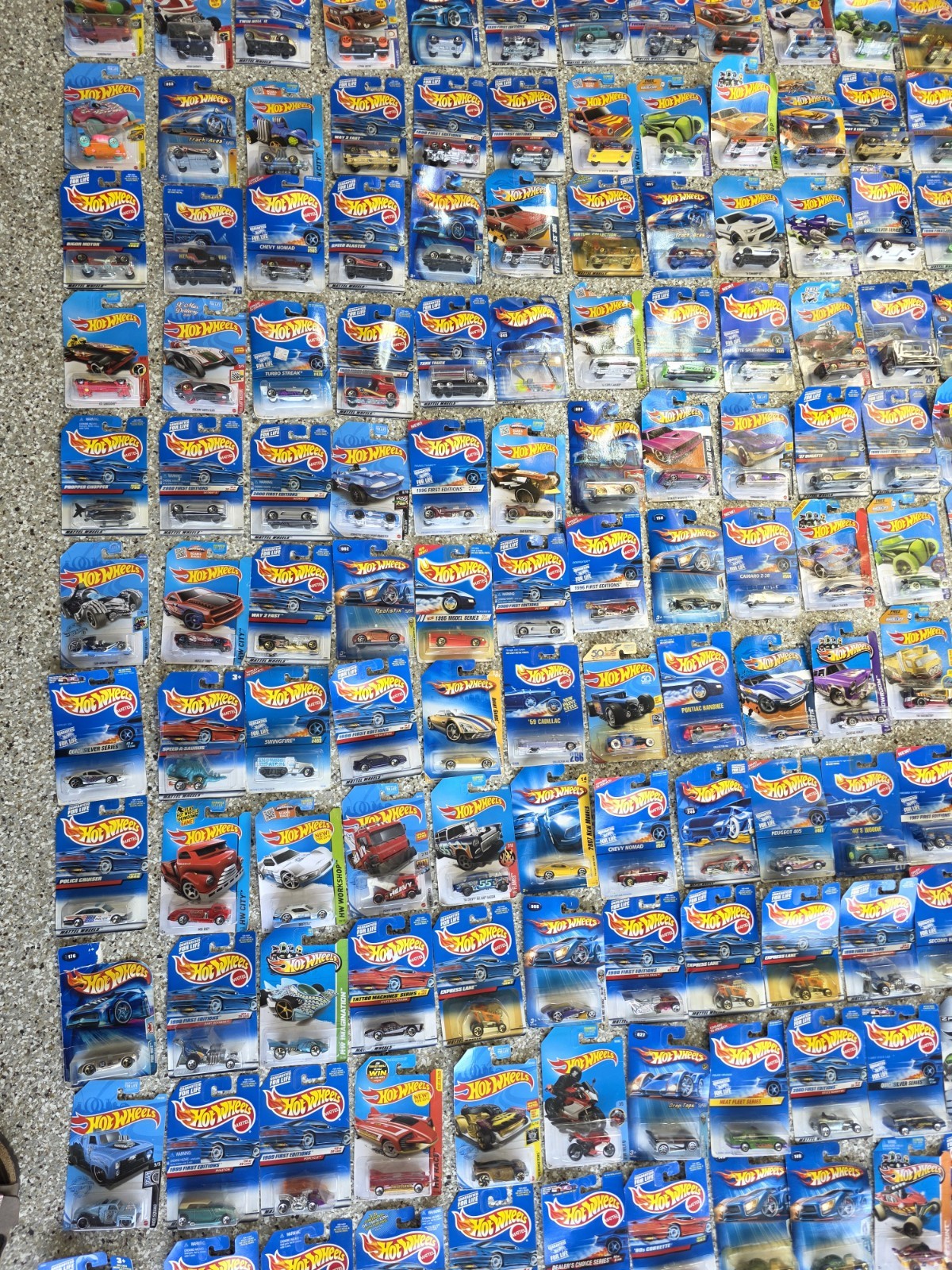 380 Hot Wheels Diecast Car Lot Mixed Collection 1990s 2000s 2010s 2020s Cars