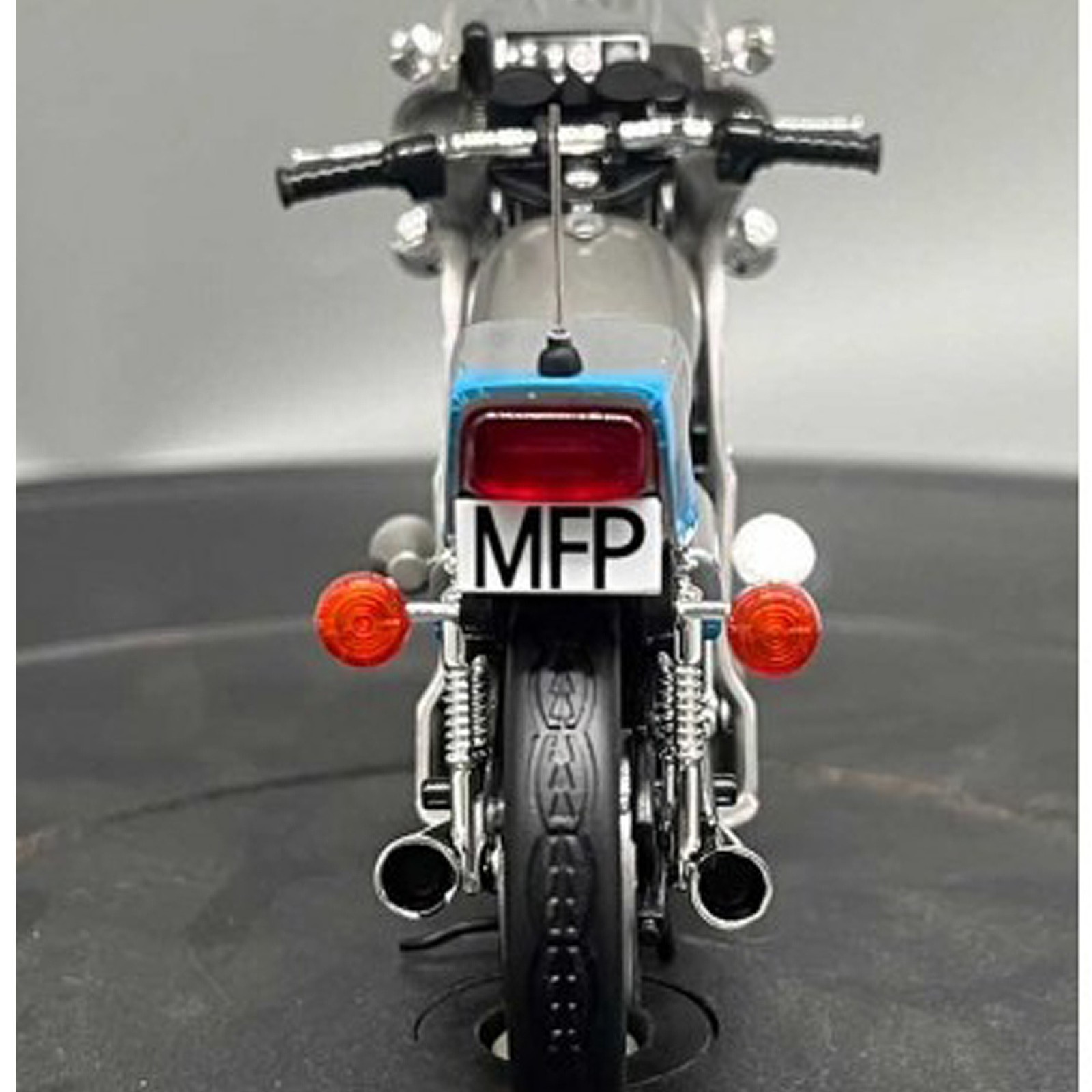 ACE 1/18 MAD MAX MOVIE GOOSE KWAKA KZ1000 MFP POLICE MOTORCYCLE RESIN – US SHIP