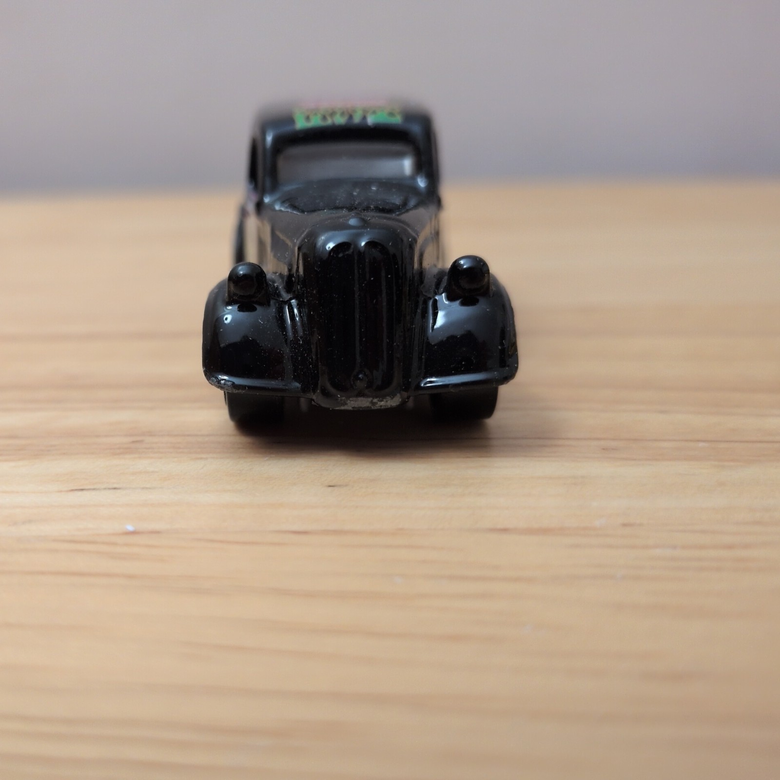 Hot Wheels Grave Digger 1999 Mattel Car